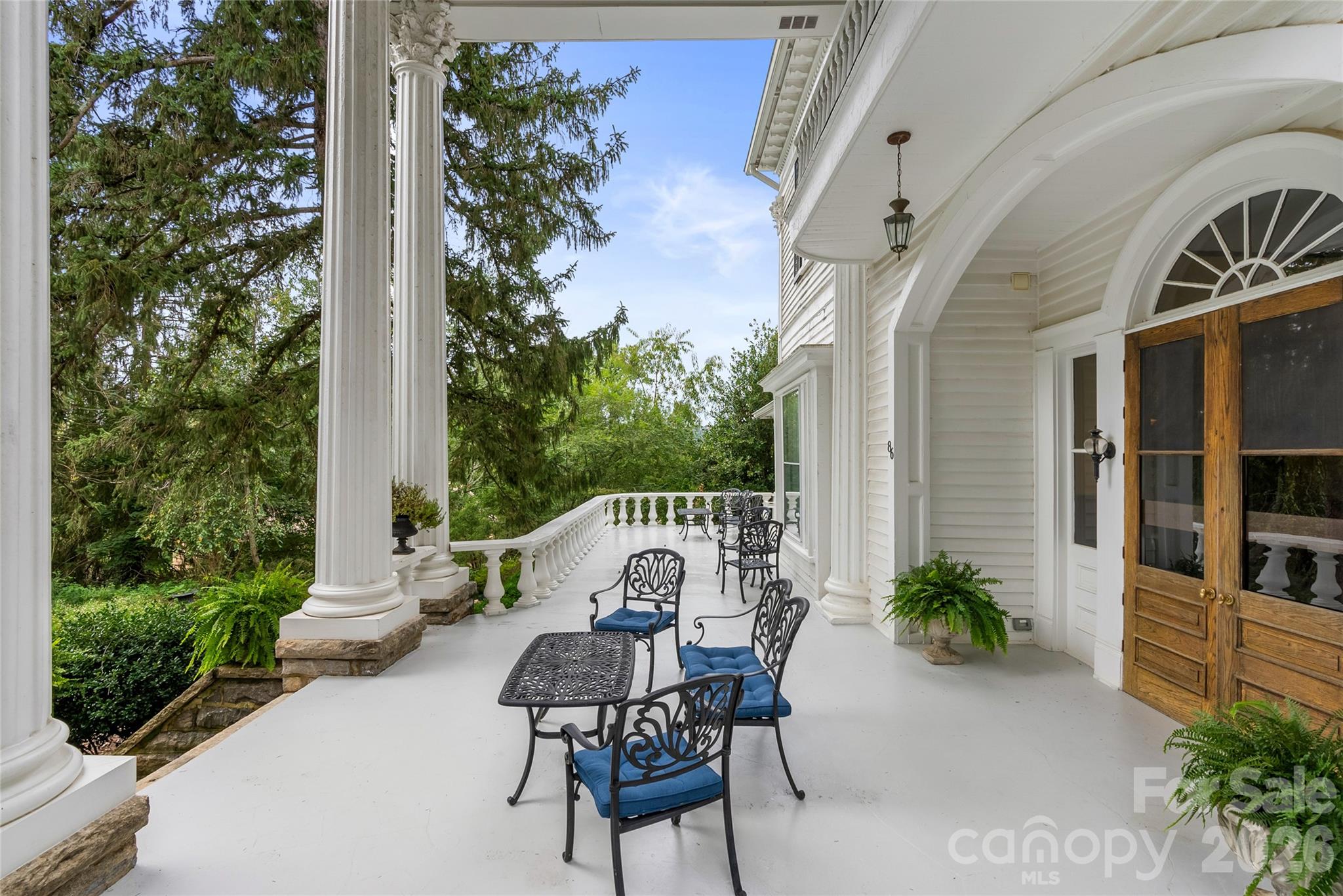 86 Edgemont Road, Asheville, photo 5 of 8