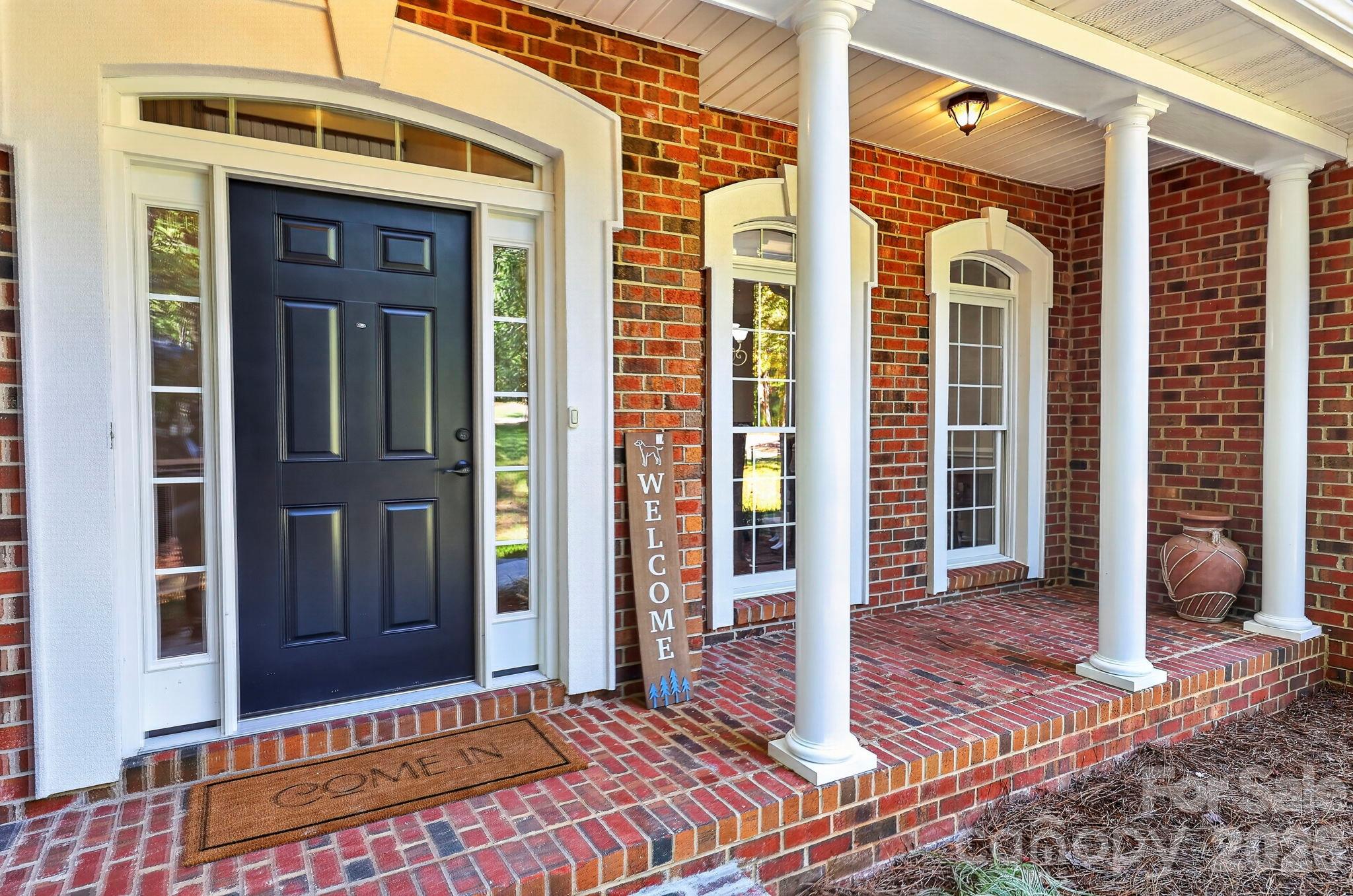 2231 Whiterock Court, Sherrills Ford, photo 2 of 8