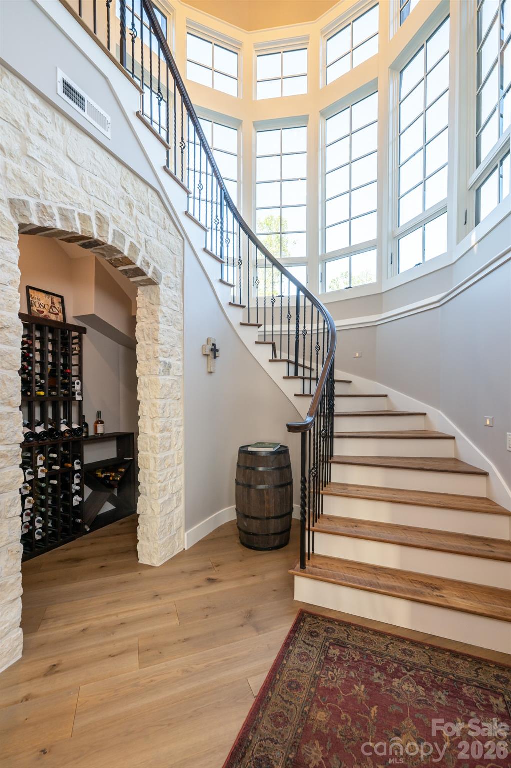31 Bear Tree Court, Hendersonville, photo 5 of 8