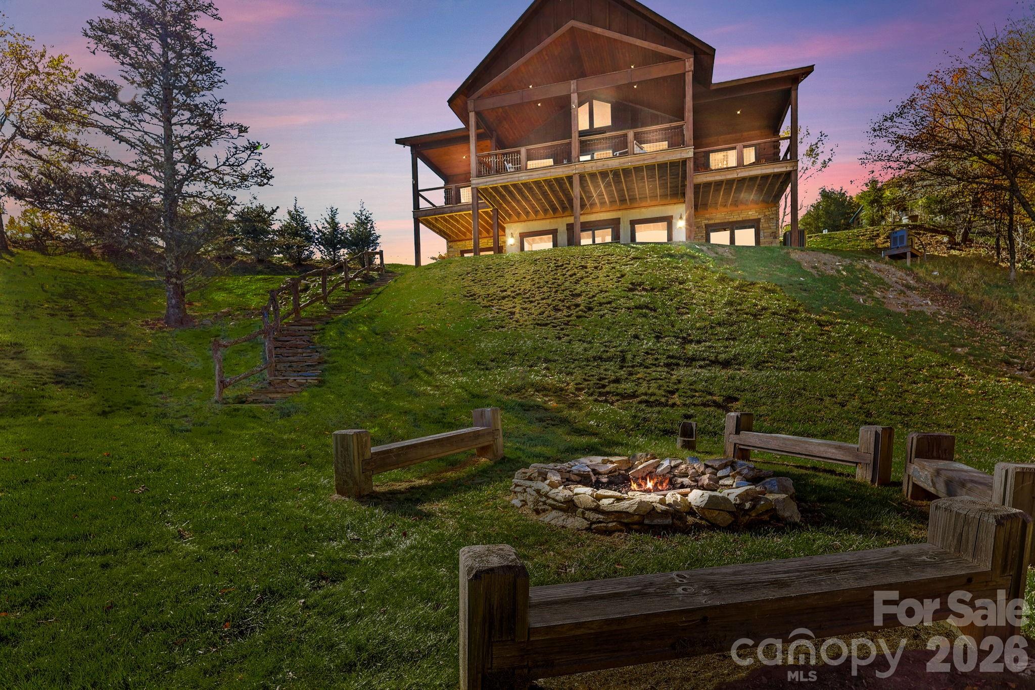 584 Grey Fox Ridge, Banner Elk, photo 4 of 8