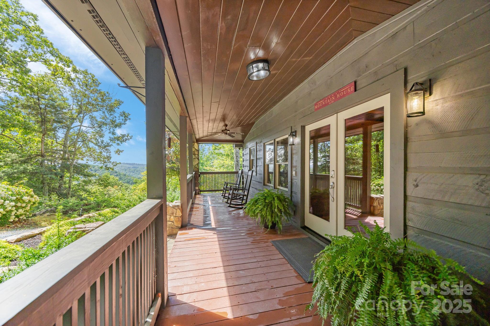 670 Barber Road, Zirconia, photo 5 of 8