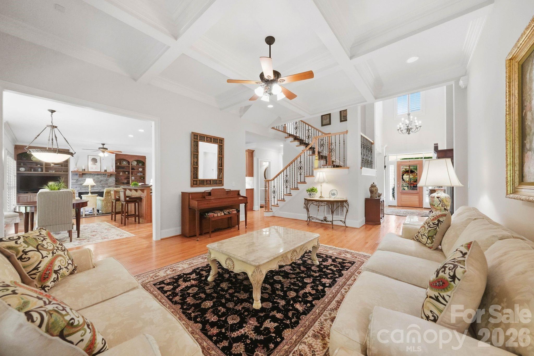 7755 Chapel Creek Drive, Denver, photo 7 of 8