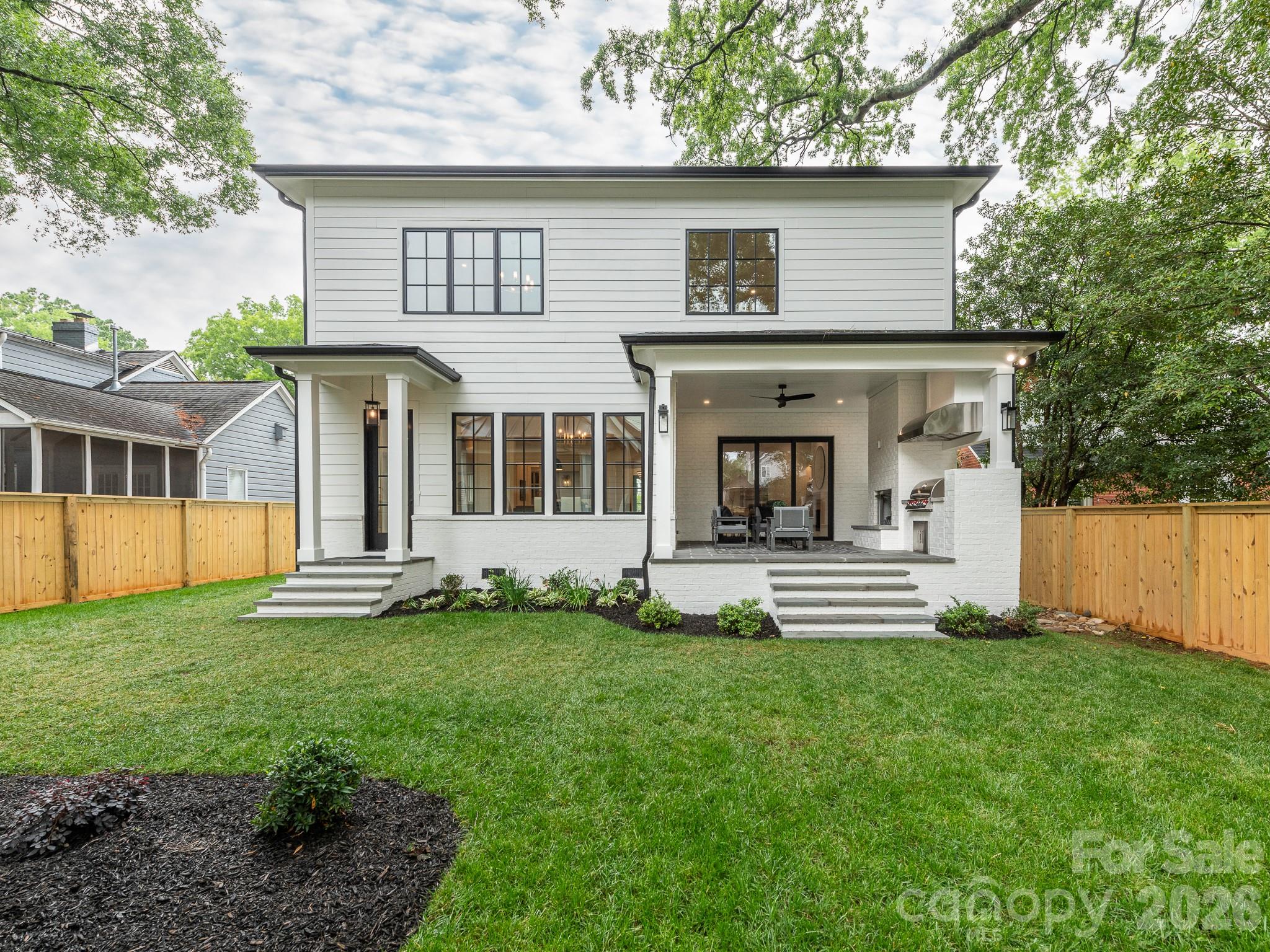 2510 Chesterfield Avenue, Charlotte, photo 3 of 8