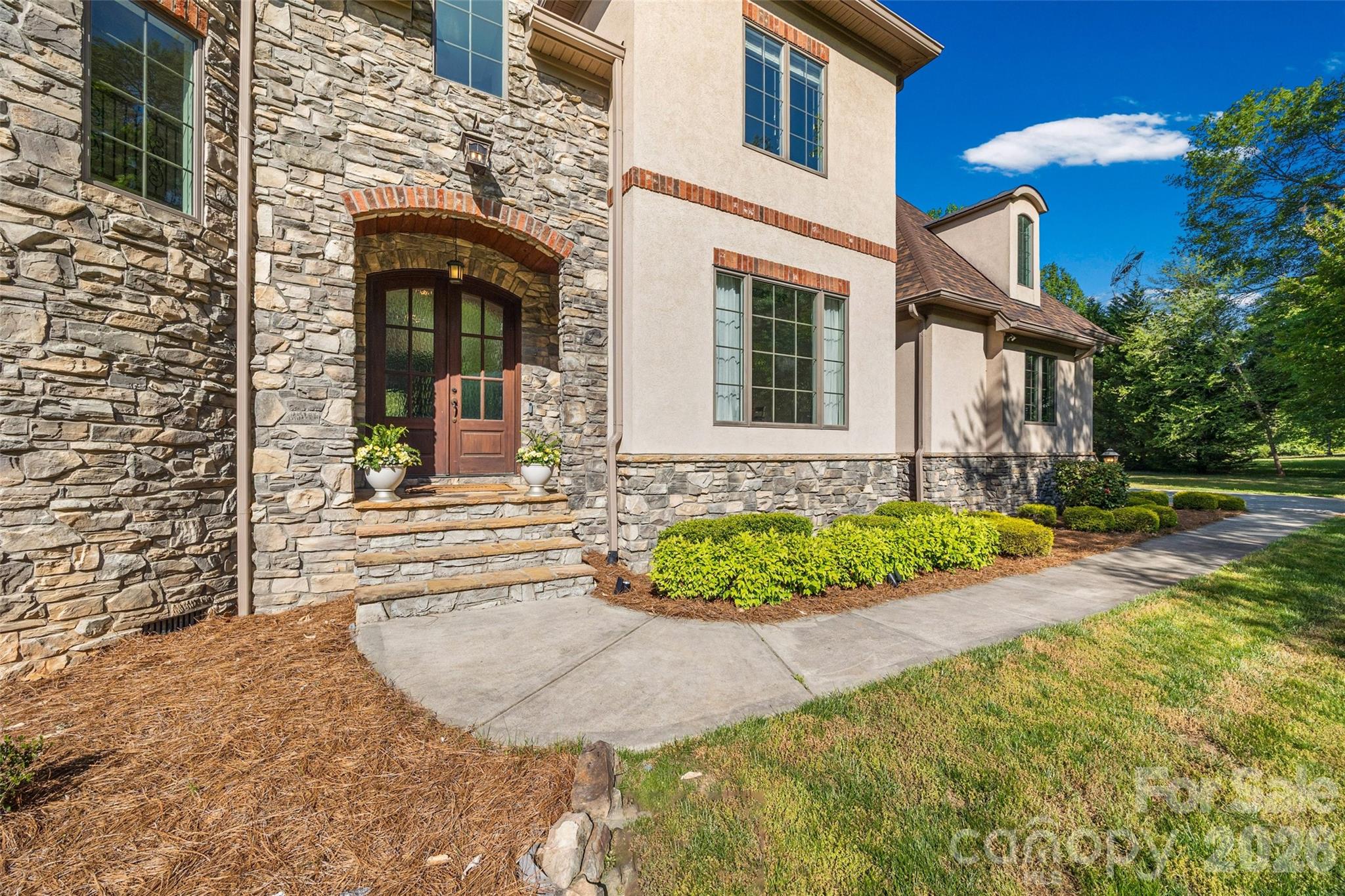 14925 Henry Harrison Stillwell Drive, Huntersville, photo 2 of 8
