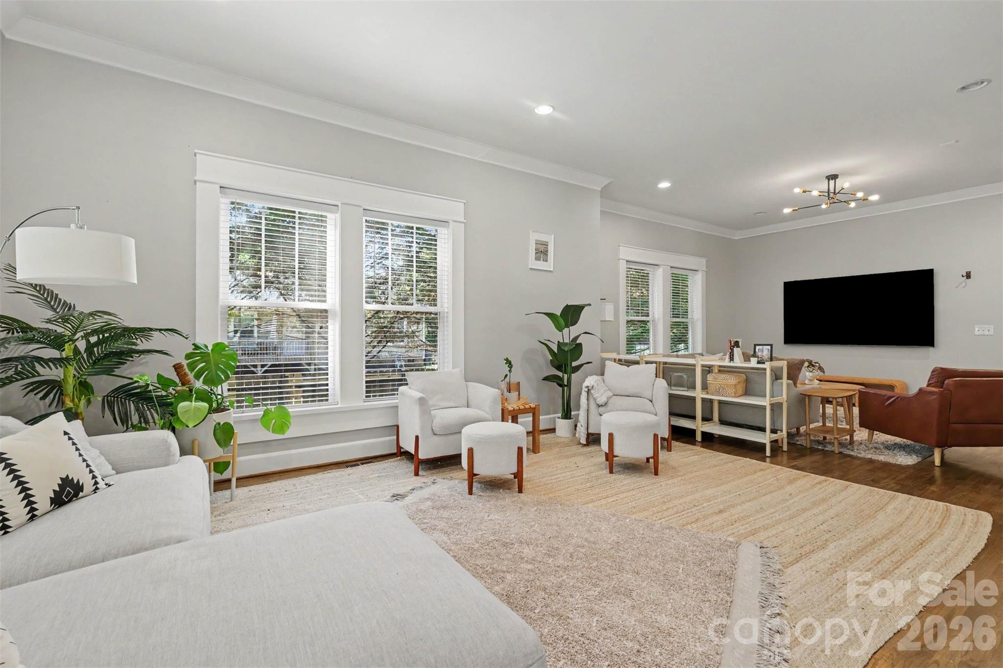 303 Sylvania Avenue, Charlotte, photo 8 of 8