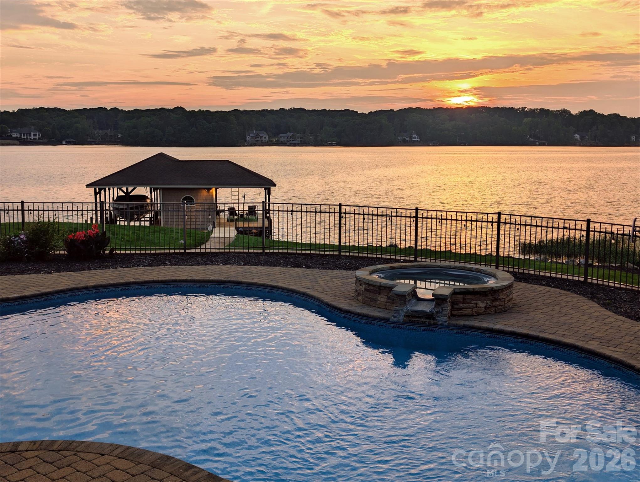 142 Forest Lake Court, Mount Gilead, photo 2 of 8