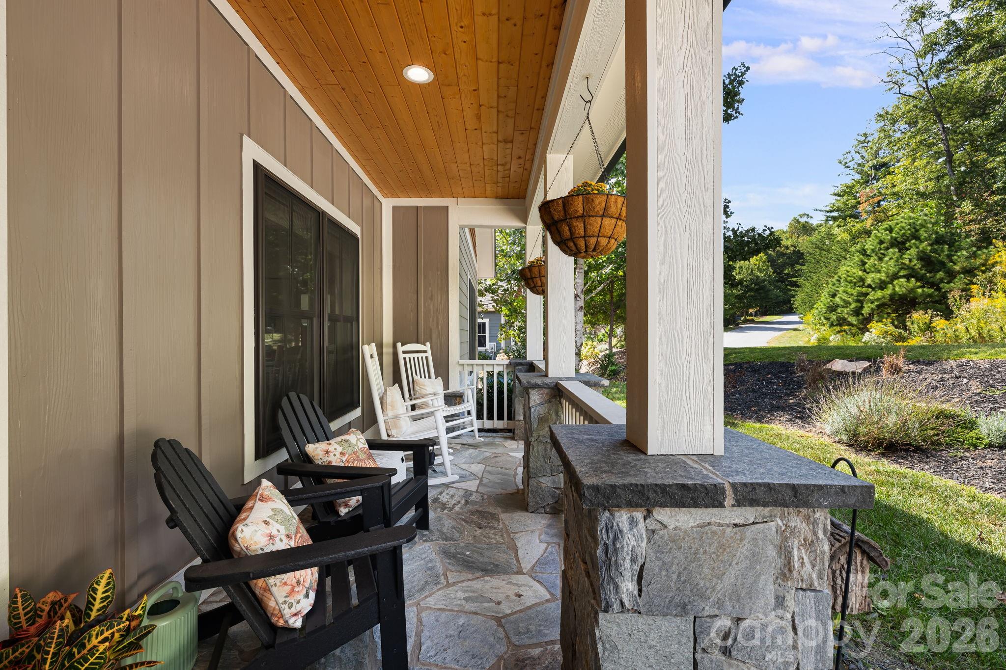 14 Sugarland Ridge Trail, Fairview, photo 3 of 8