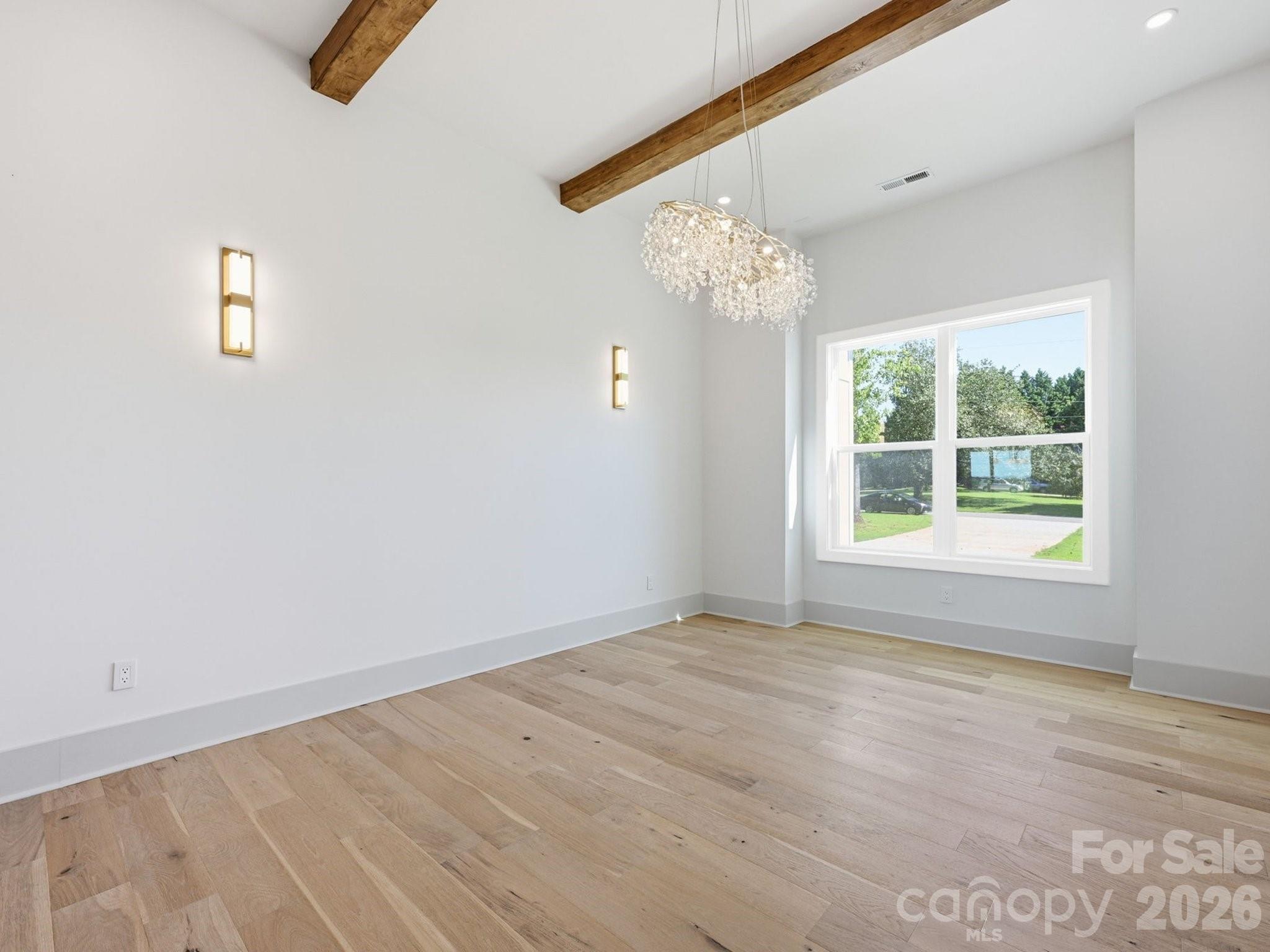 124 Clipper Lane, Mooresville, photo 4 of 8