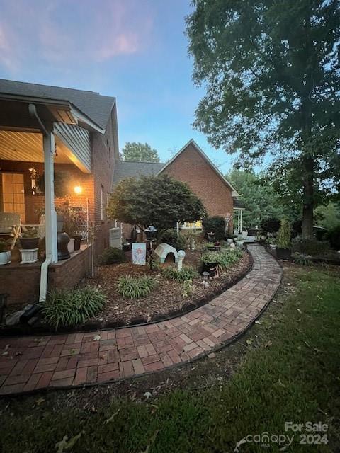1240 Gaddy Road S, Nebo, photo 2 of 8