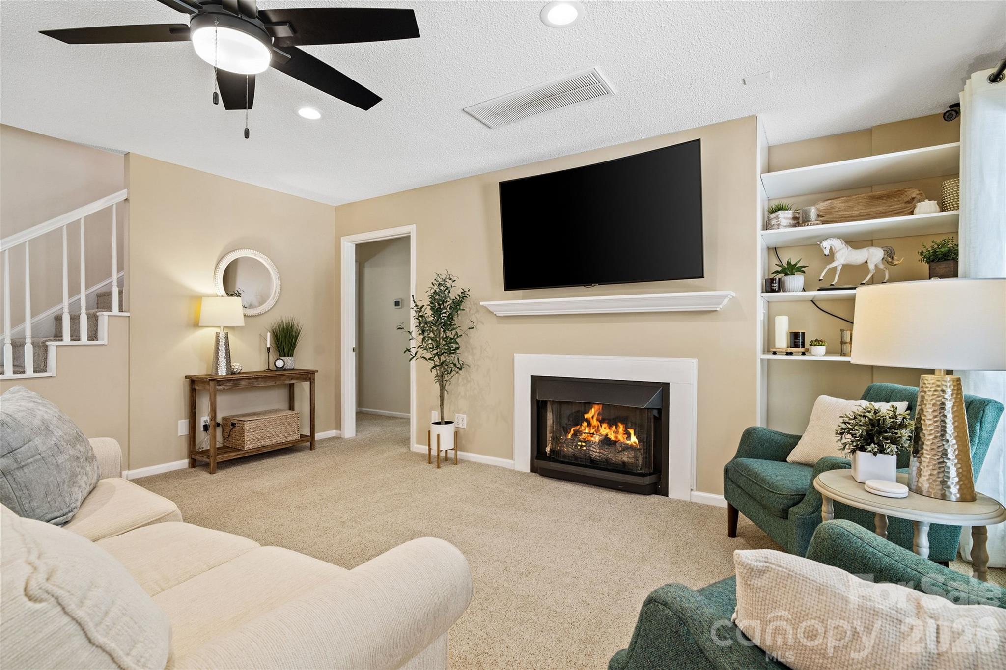 996 Beamguard Road, Clover, photo 8 of 8