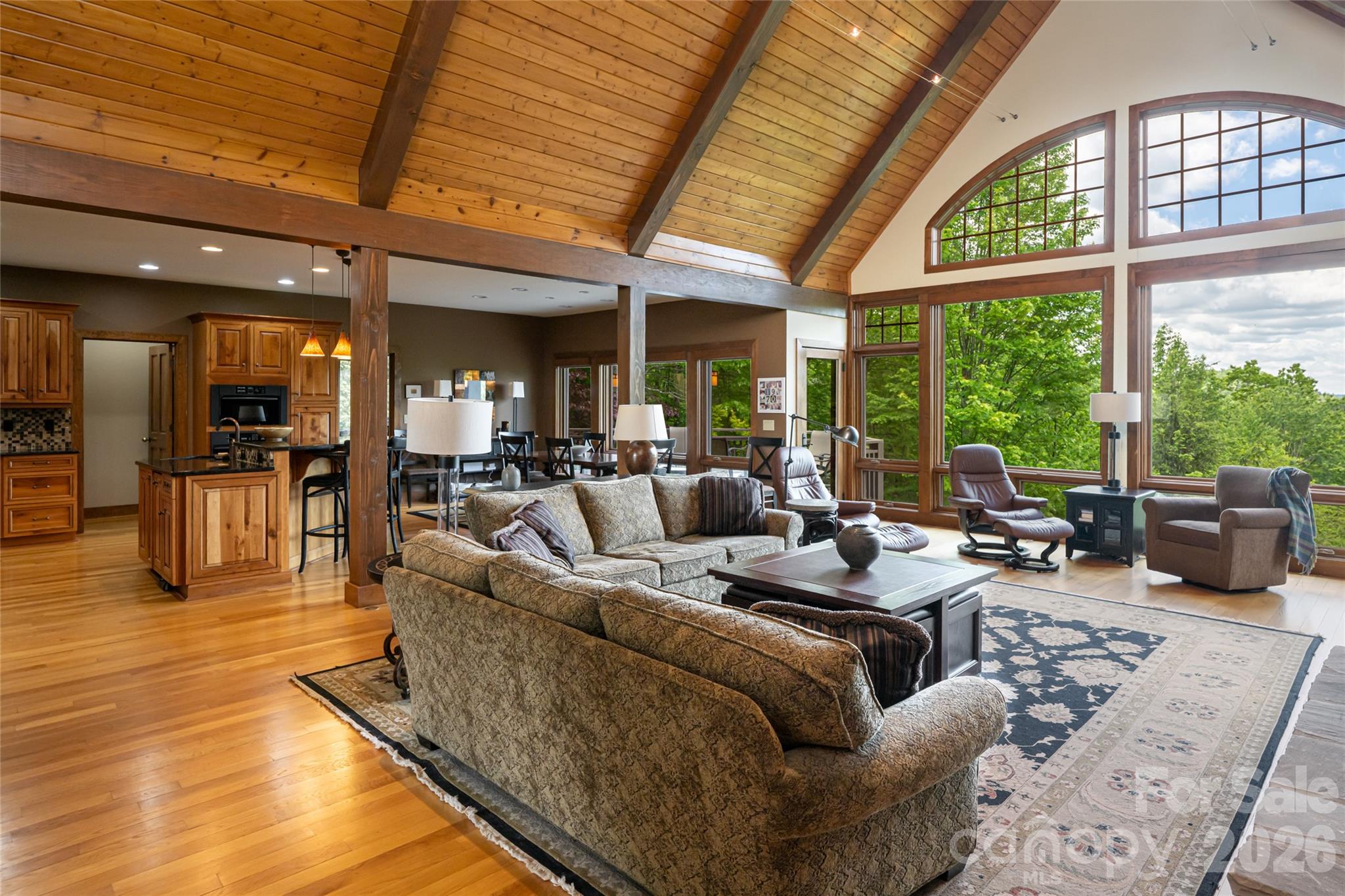 211 Boulder Ridge Drive, Hendersonville, photo 3 of 8