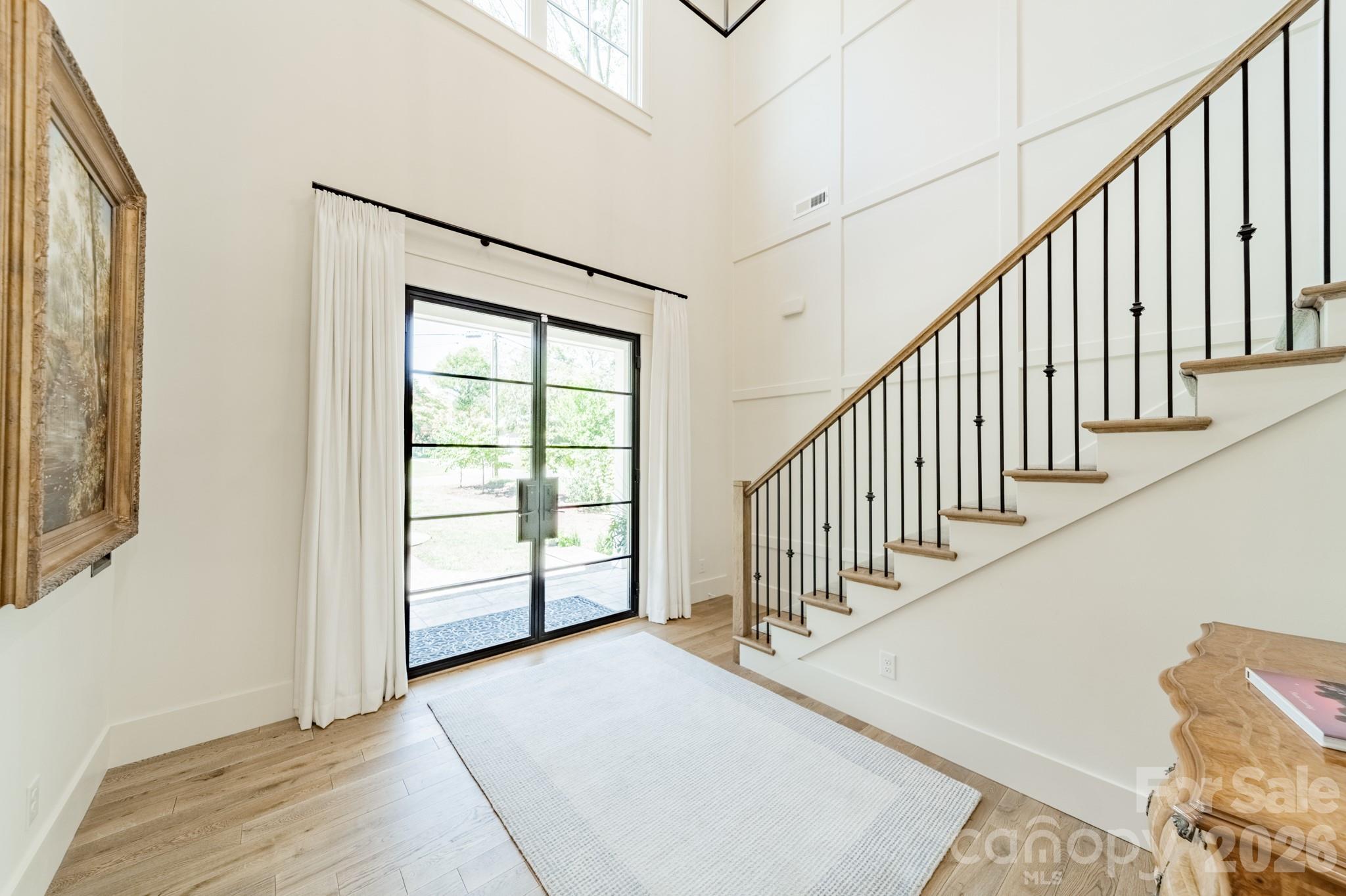 3319 Gresham Place, Charlotte, photo 5 of 8