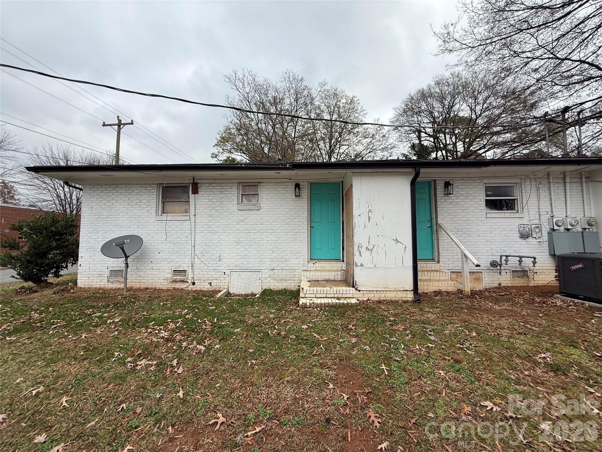 2427 Carmine Street, Charlotte, photo 7 of 8