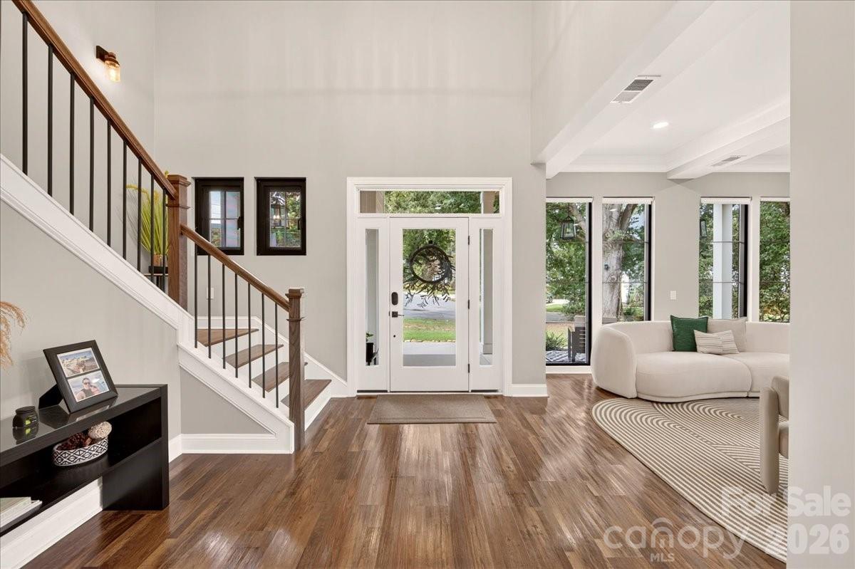 2200 Stratford Avenue, Charlotte, photo 5 of 8