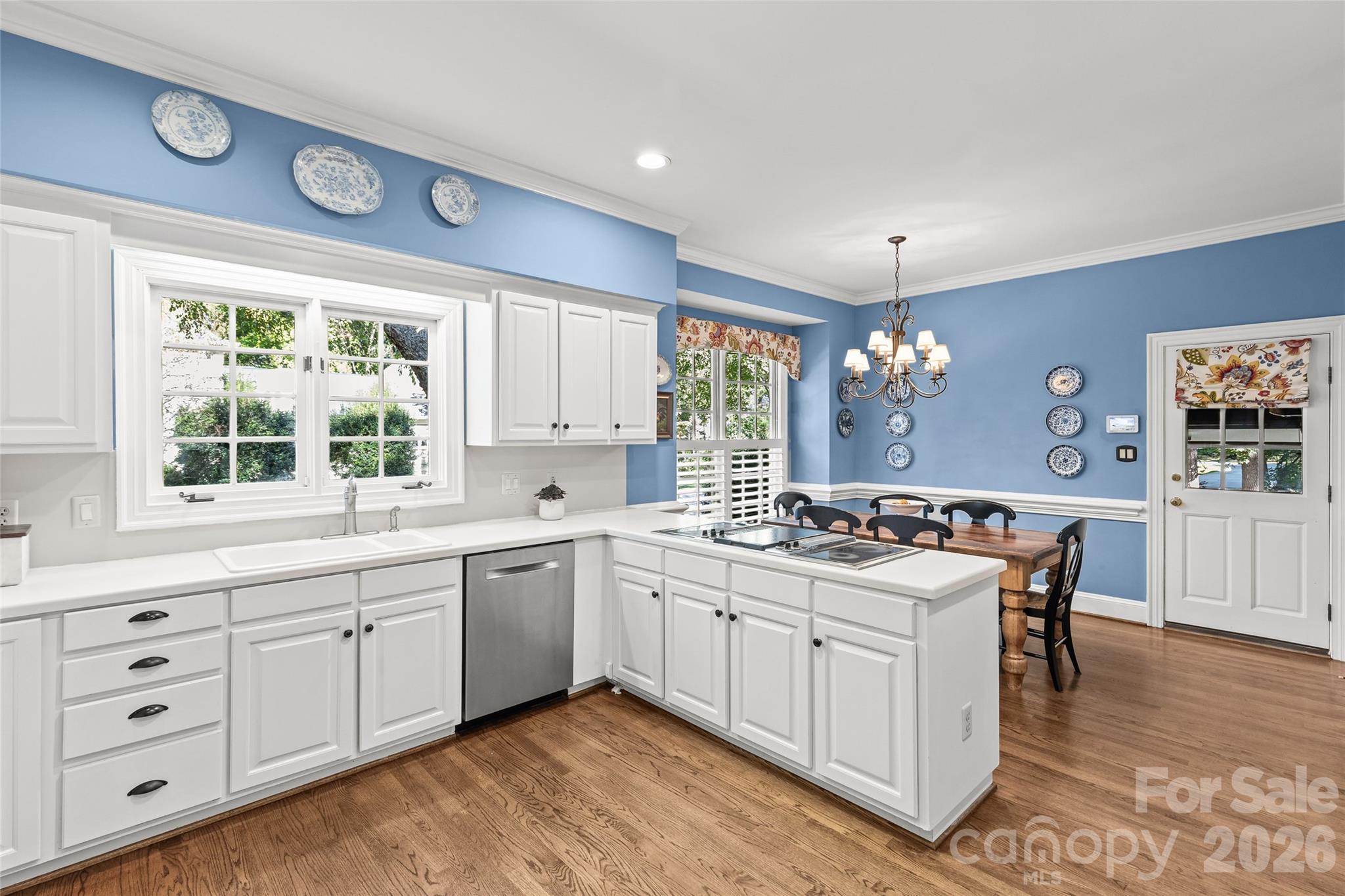 3601 Castellaine Drive, Charlotte, photo 5 of 8