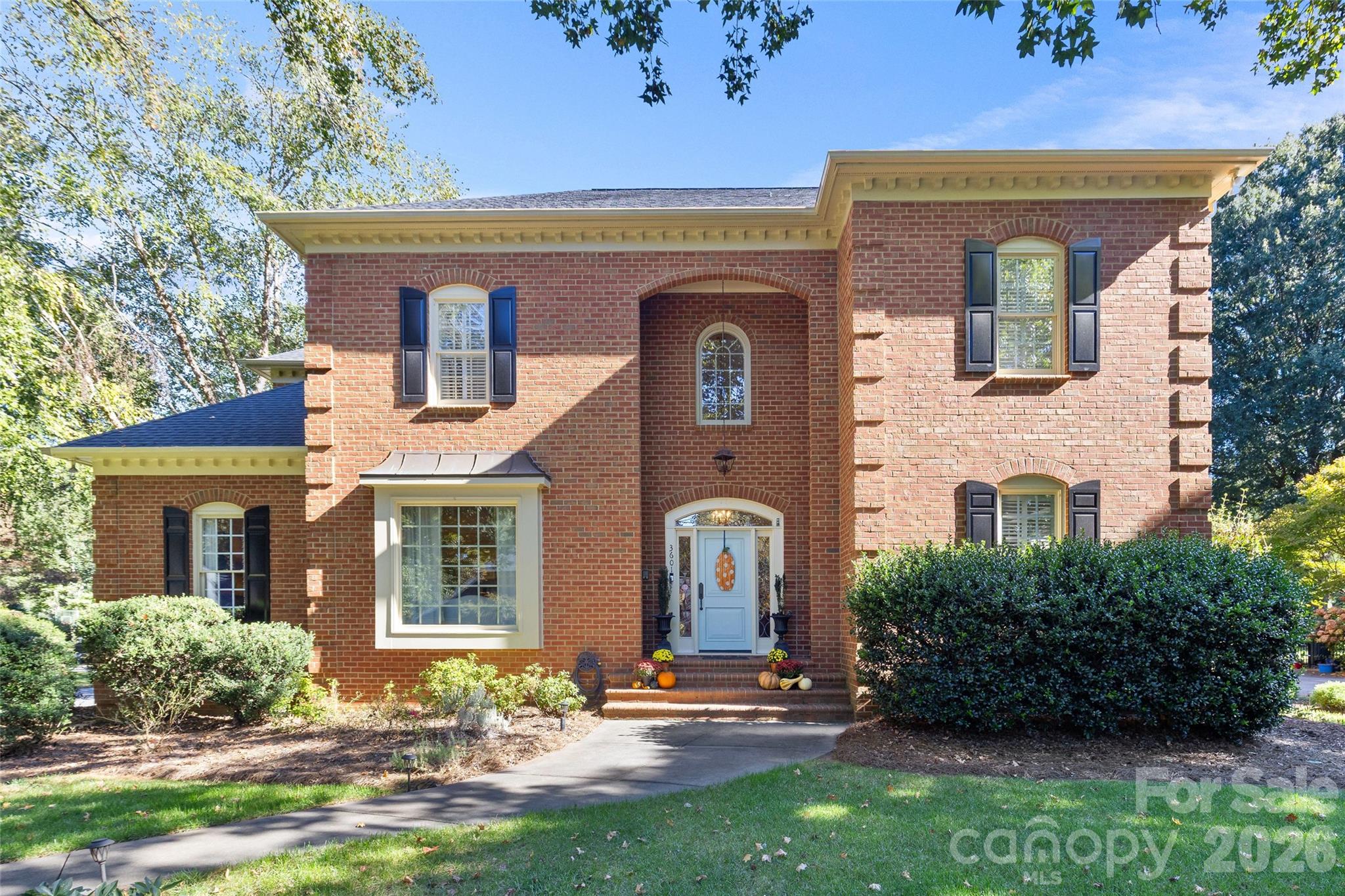 3601 Castellaine Drive, Charlotte, photo 1 of 8