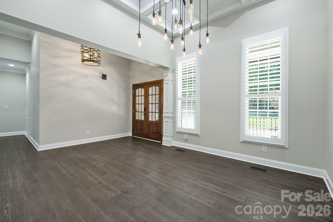 4412 Lake Forest Road, Denver, photo 7 of 8