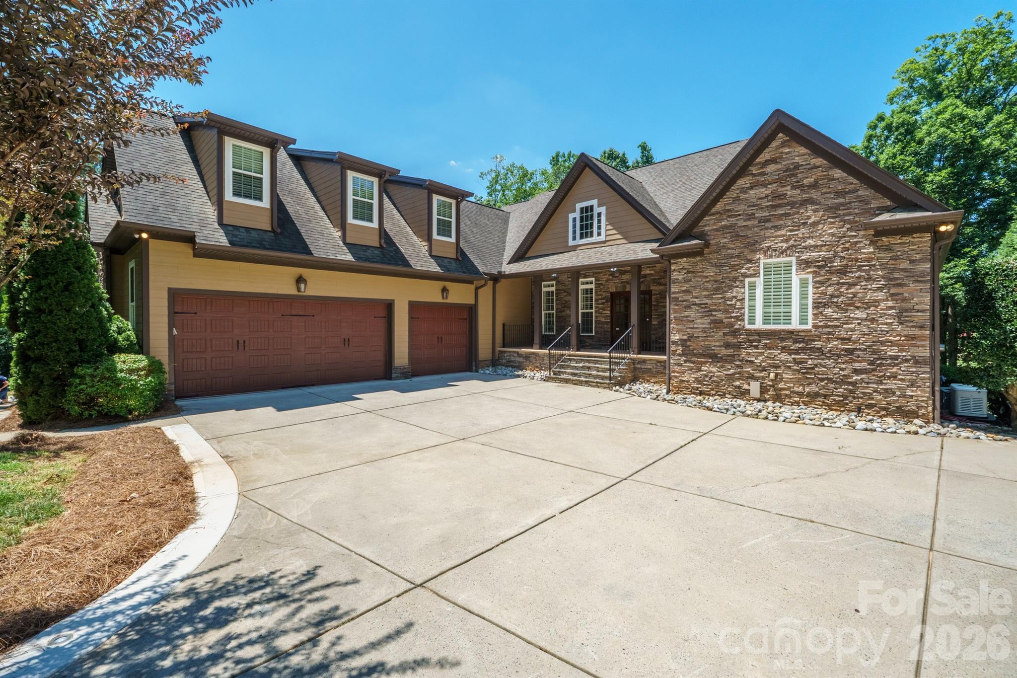 4412 Lake Forest Road, Denver, photo 3 of 8