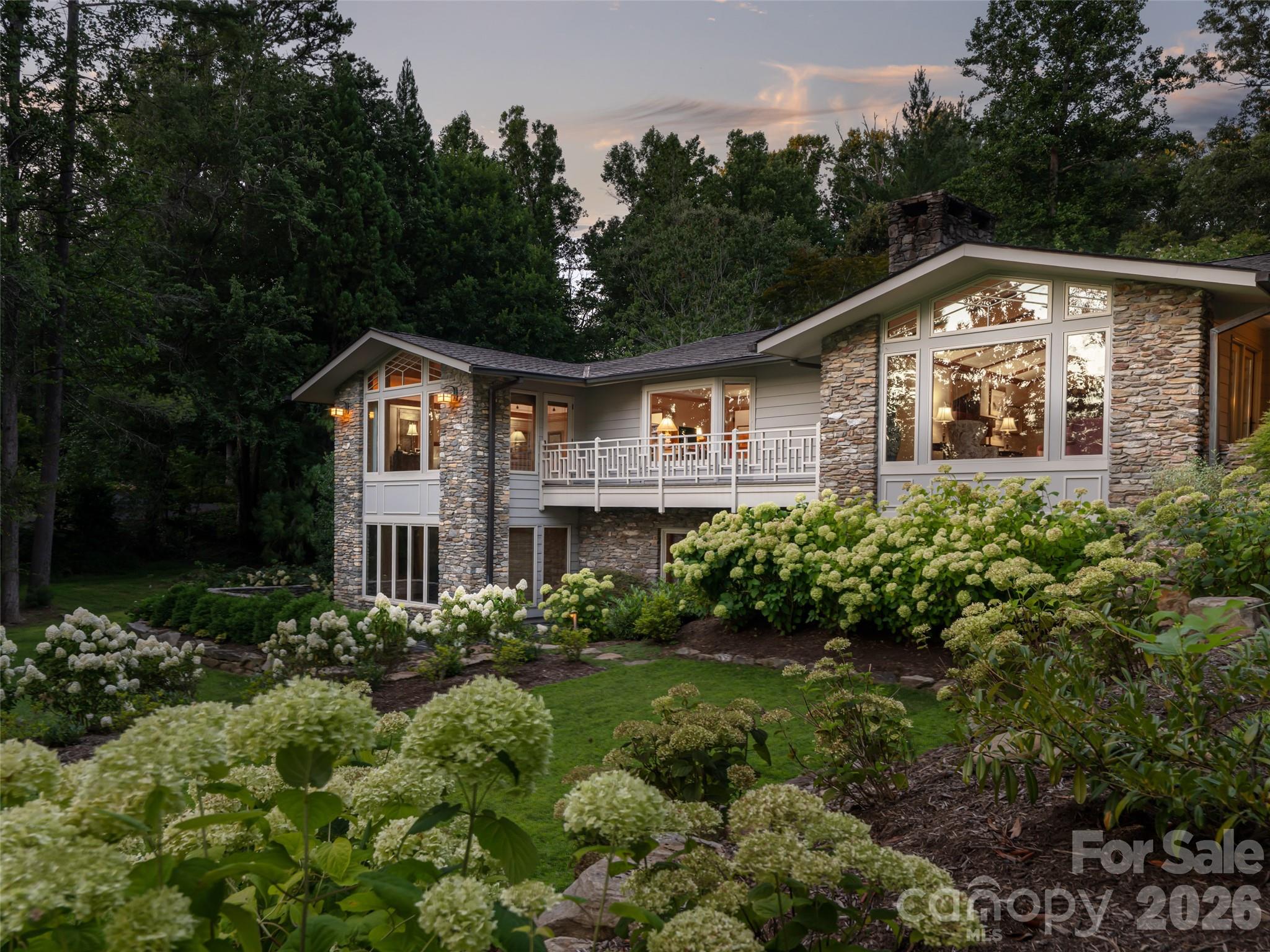 17 Amherst Road, Biltmore Forest, photo 5 of 8