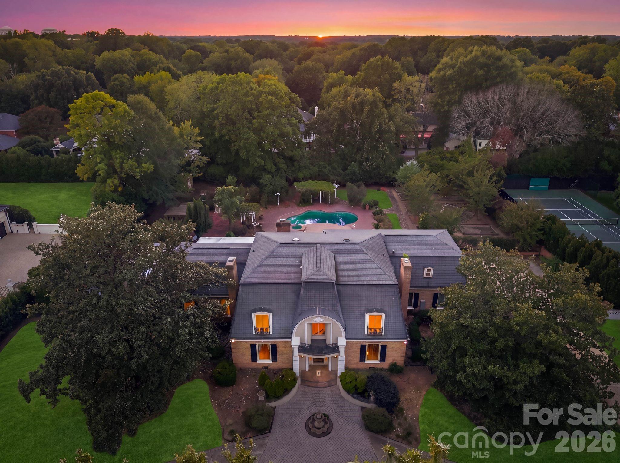 3452 Sharon Road, Charlotte, photo 5 of 8