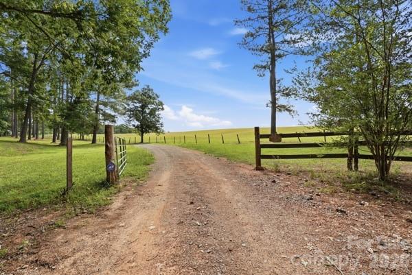 3545 Ernandez Road, Richburg, photo 1 of 8