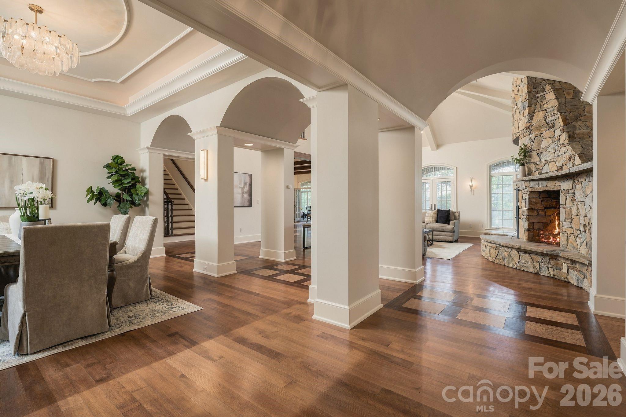 1515 Baltusrol Drive, Denver, photo 4 of 8