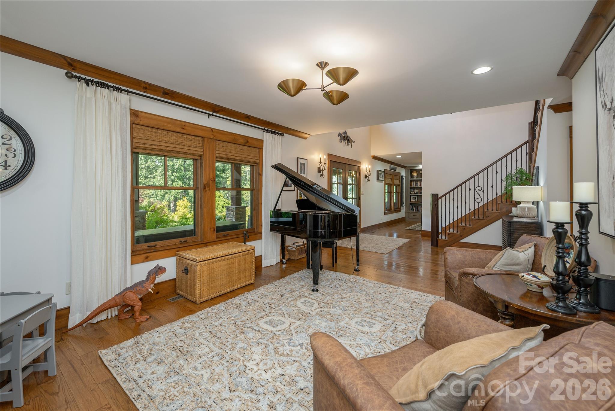 345 Prospect Drive, Burnsville, photo 4 of 8