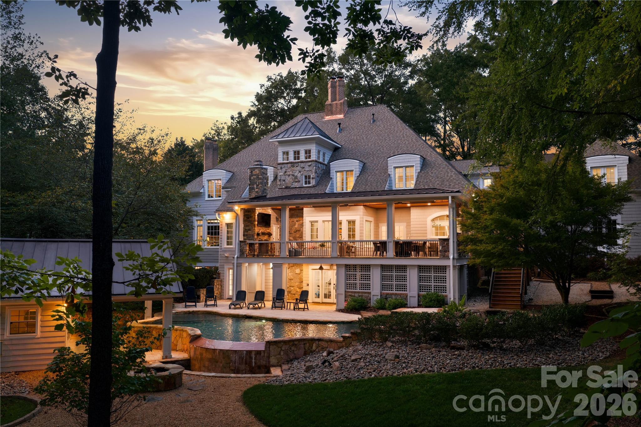 6239 Sharon Hills Road, Charlotte, photo 4 of 8