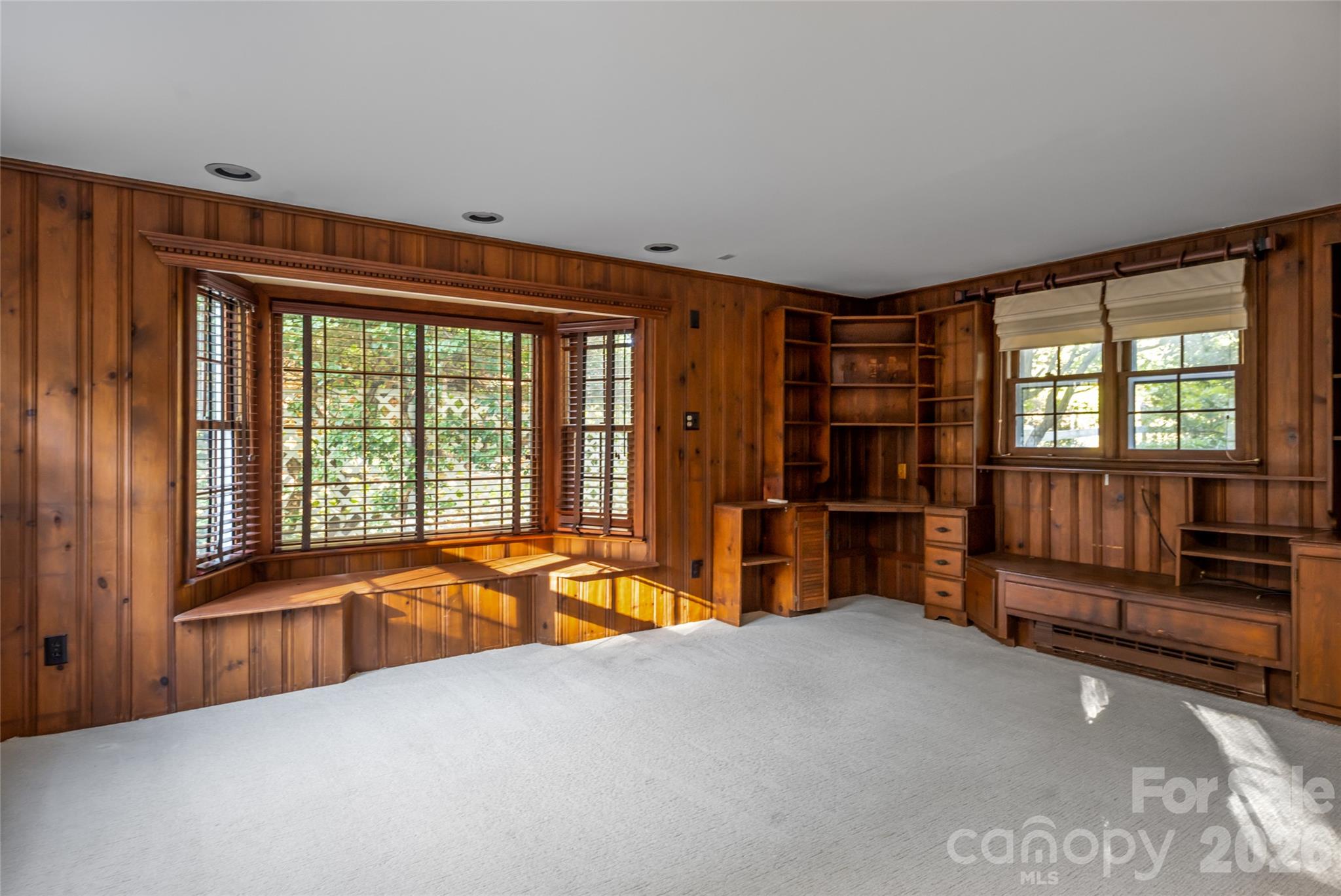 25 Blackwood Road, Asheville, photo 4 of 8