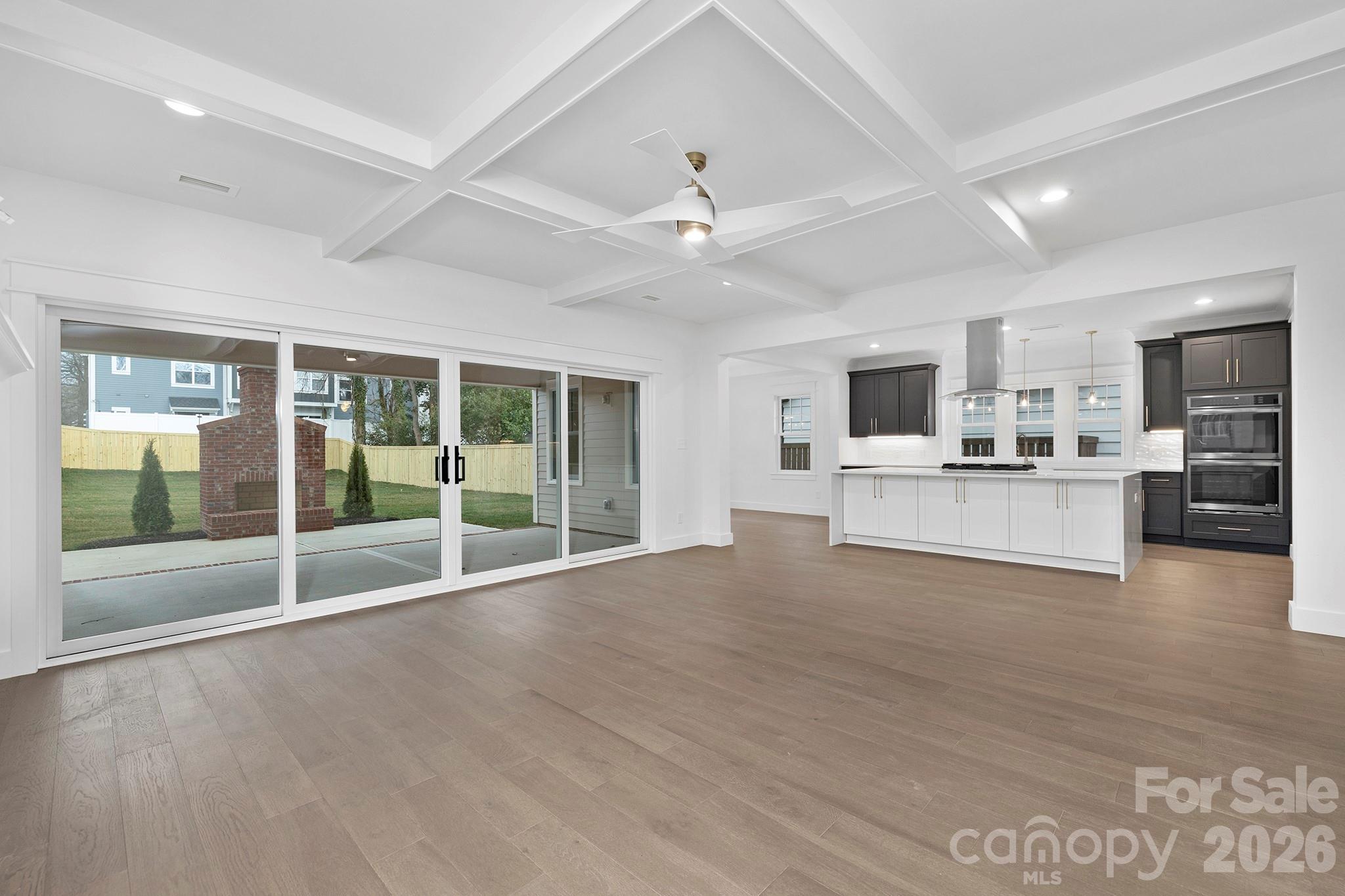 1817 S Mint Street, Charlotte, photo 4 of 8