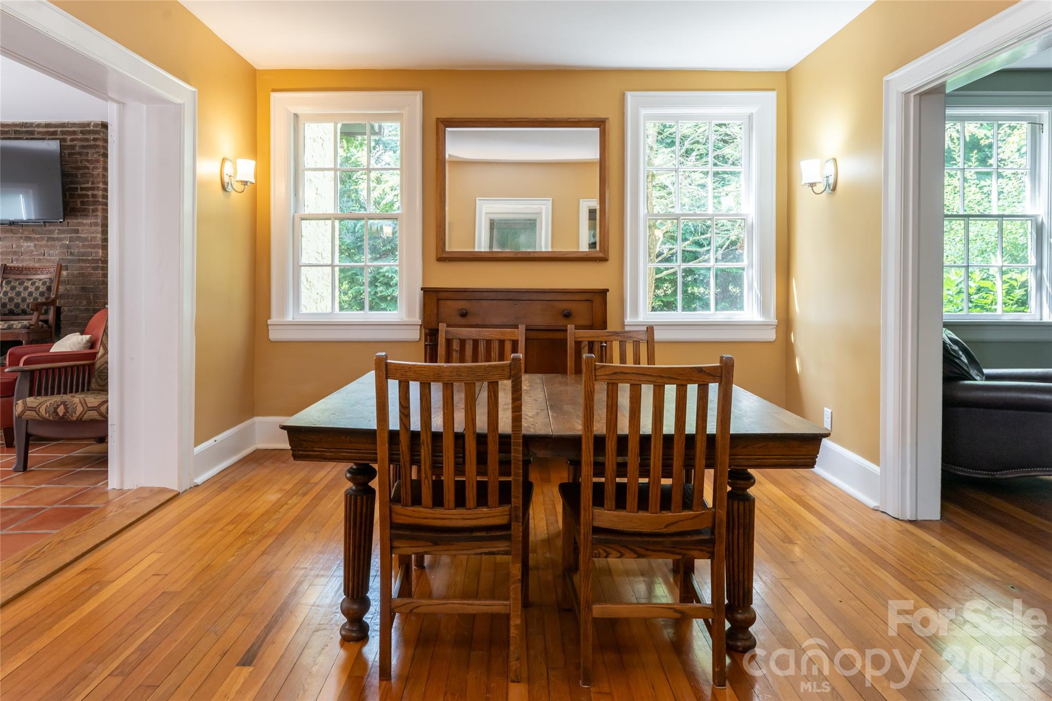 20 Buena Vista Road, Asheville, photo 4 of 8