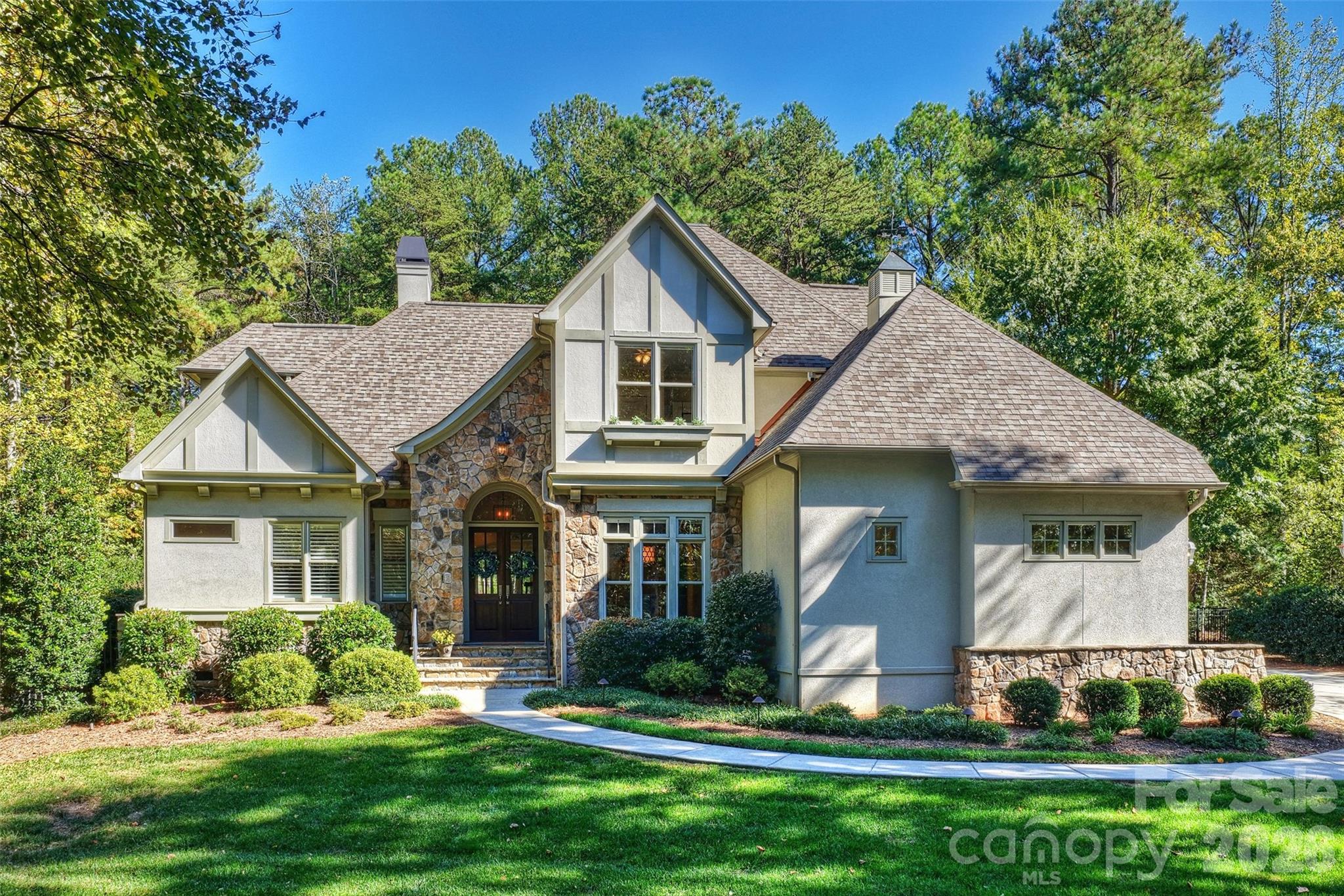 134 Wellfleet Lane, Mooresville, photo 1 of 8