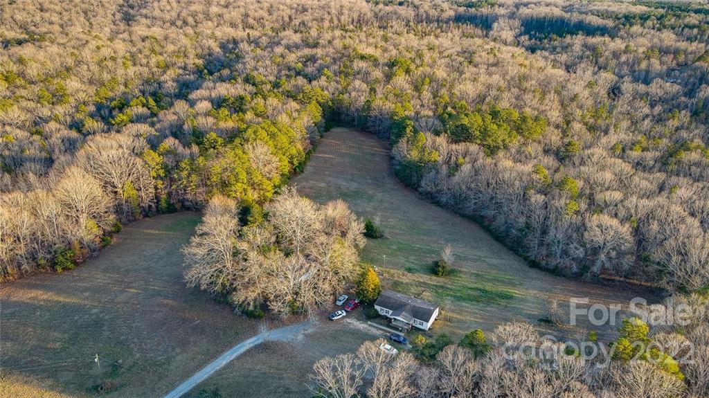 9504 Van Wyck Road, Lancaster, photo 2 of 8