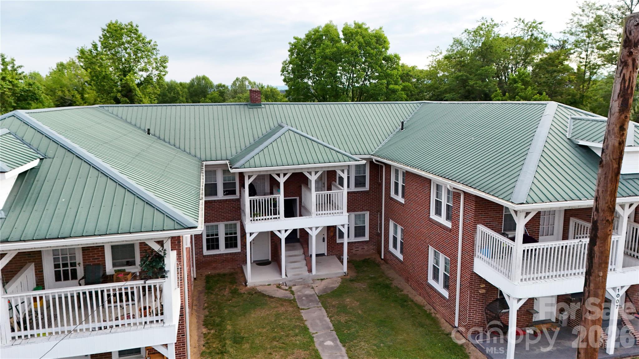 1007 S Main Street, Mount Airy, photo 7 of 8
