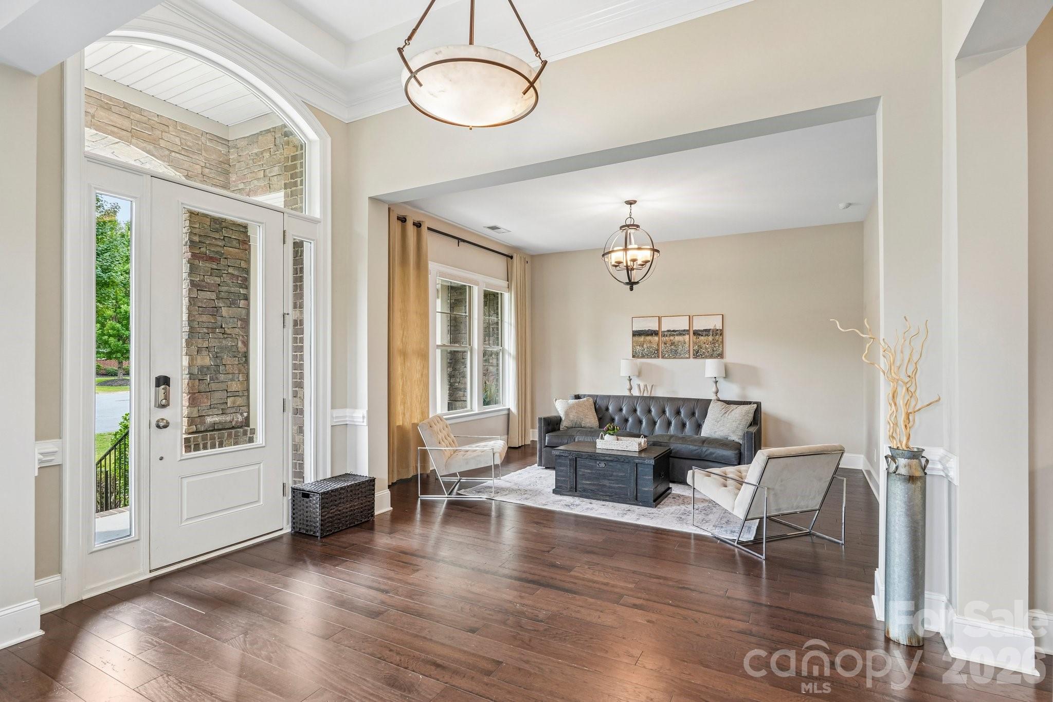 16521 Governors Club Court, Charlotte, photo 5 of 8