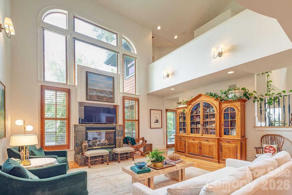 3 Gale Kelly Court, Weaverville, photo 2 of 8