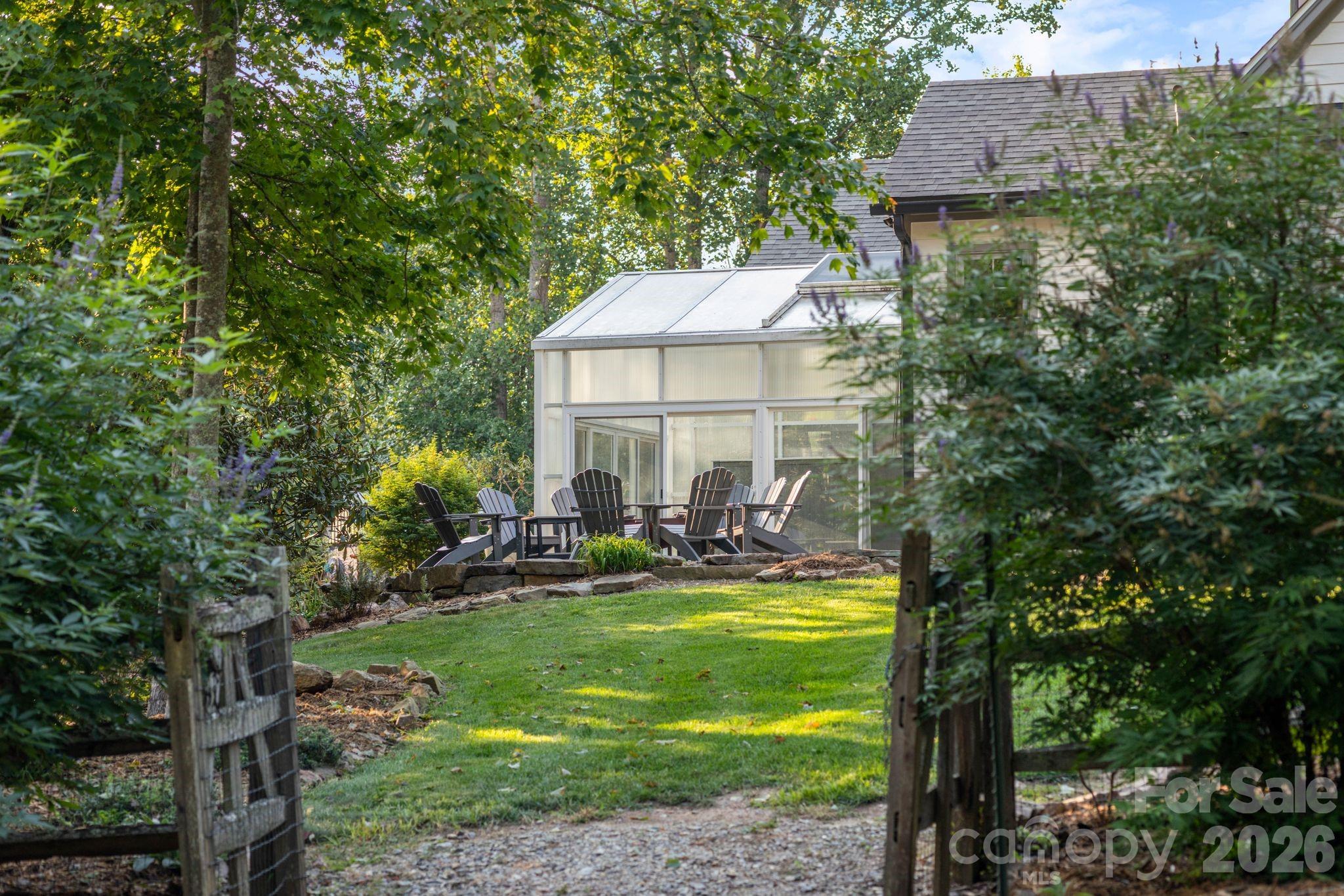 1 Orchid Lane, Asheville, photo 5 of 8
