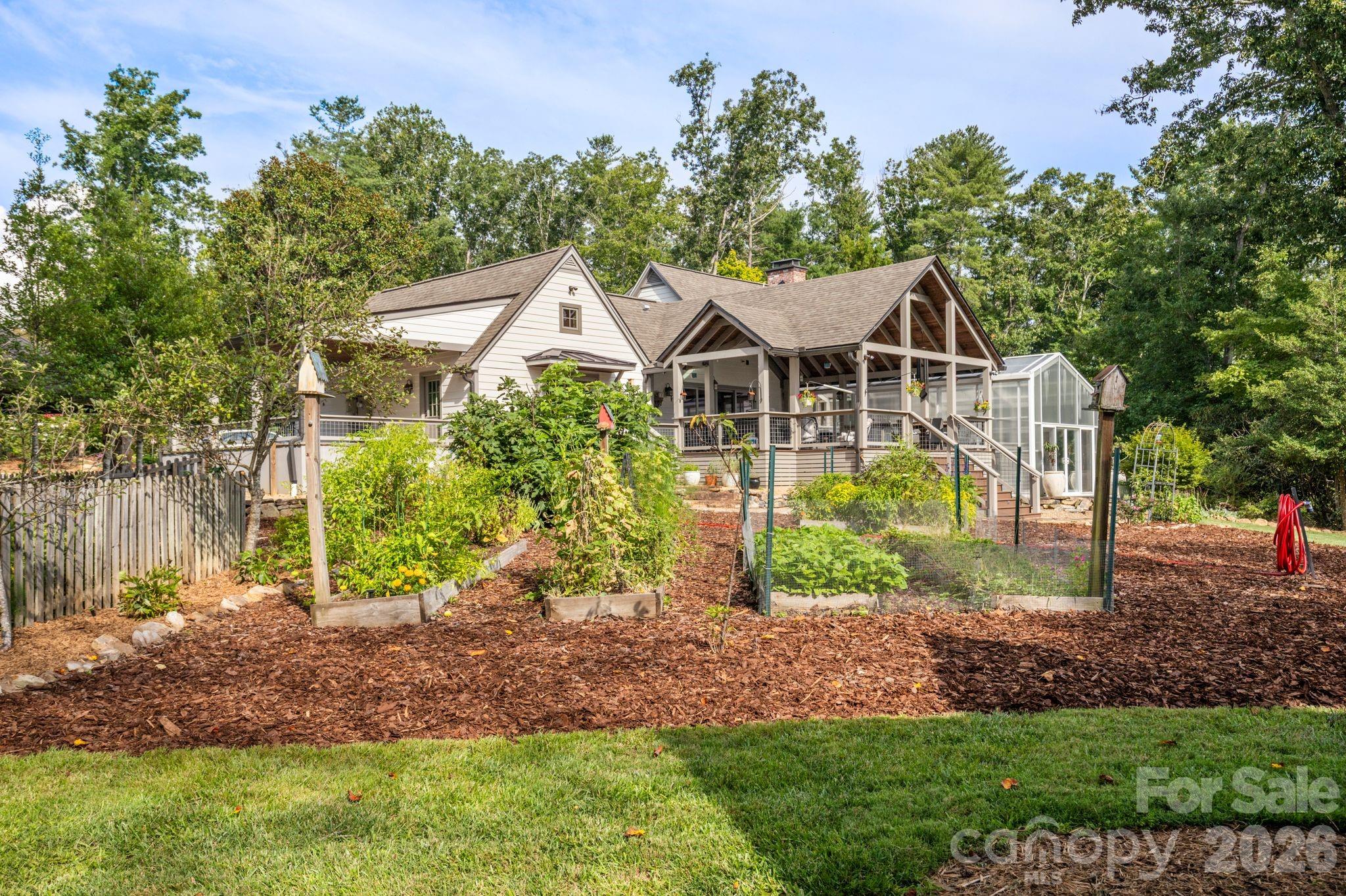 1 Orchid Lane, Asheville, photo 2 of 8