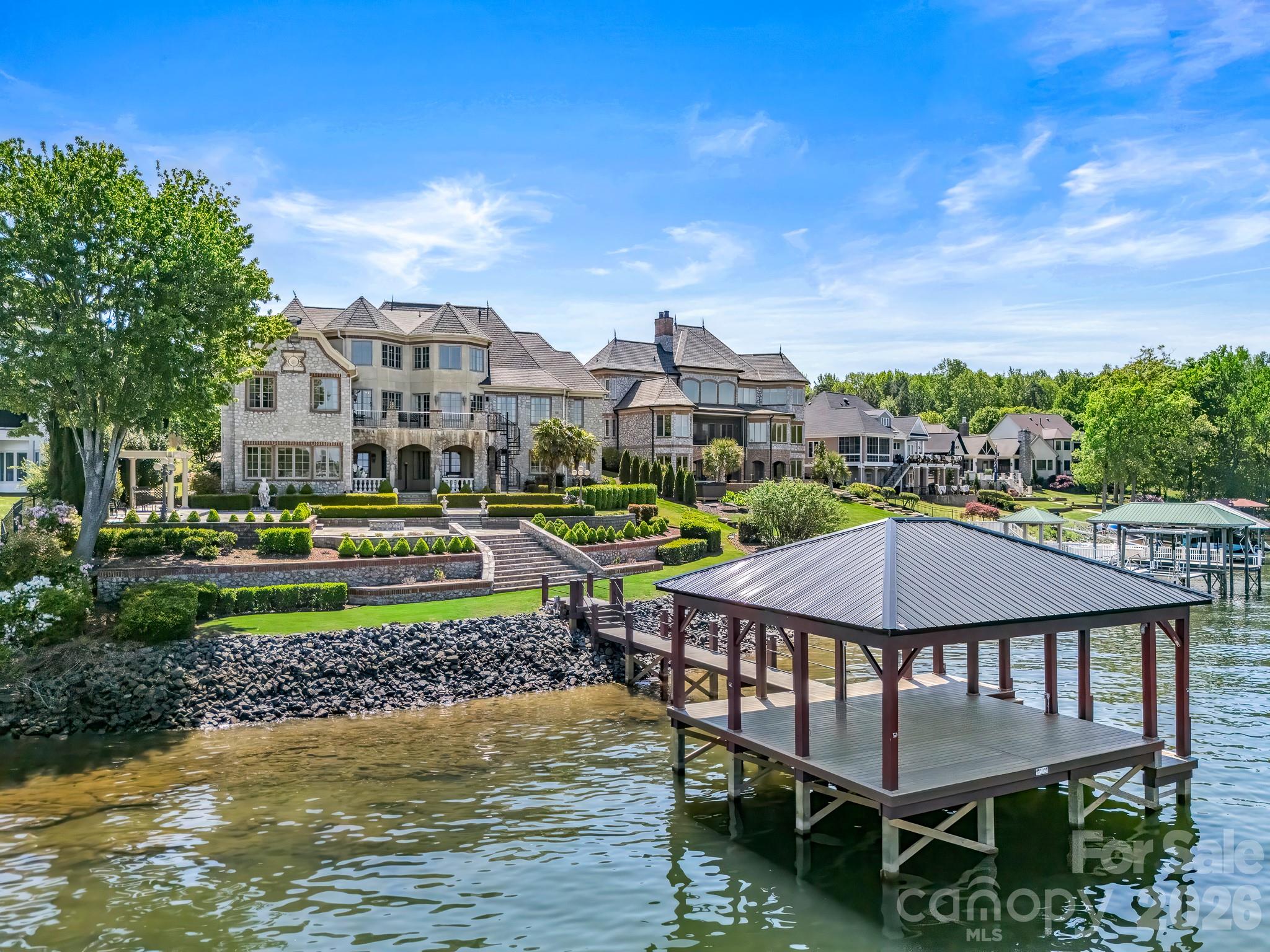 331 Ivy Arbor Circle, Rock Hill, photo 5 of 8