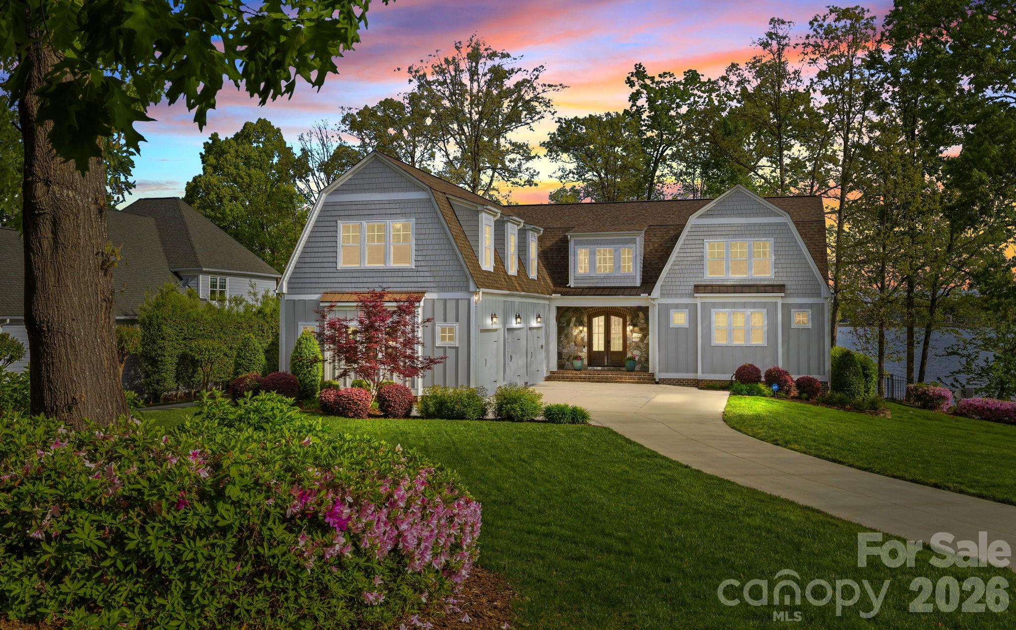 20727 Pointe Regatta Drive, Cornelius, photo 1 of 8