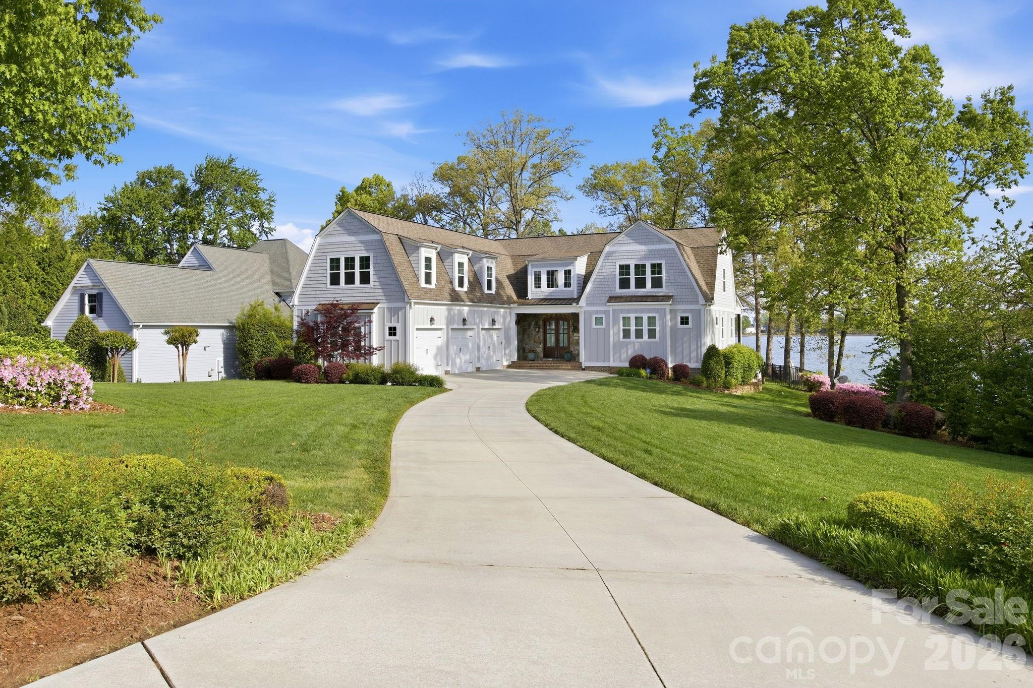 20727 Pointe Regatta Drive, Cornelius, photo 3 of 8