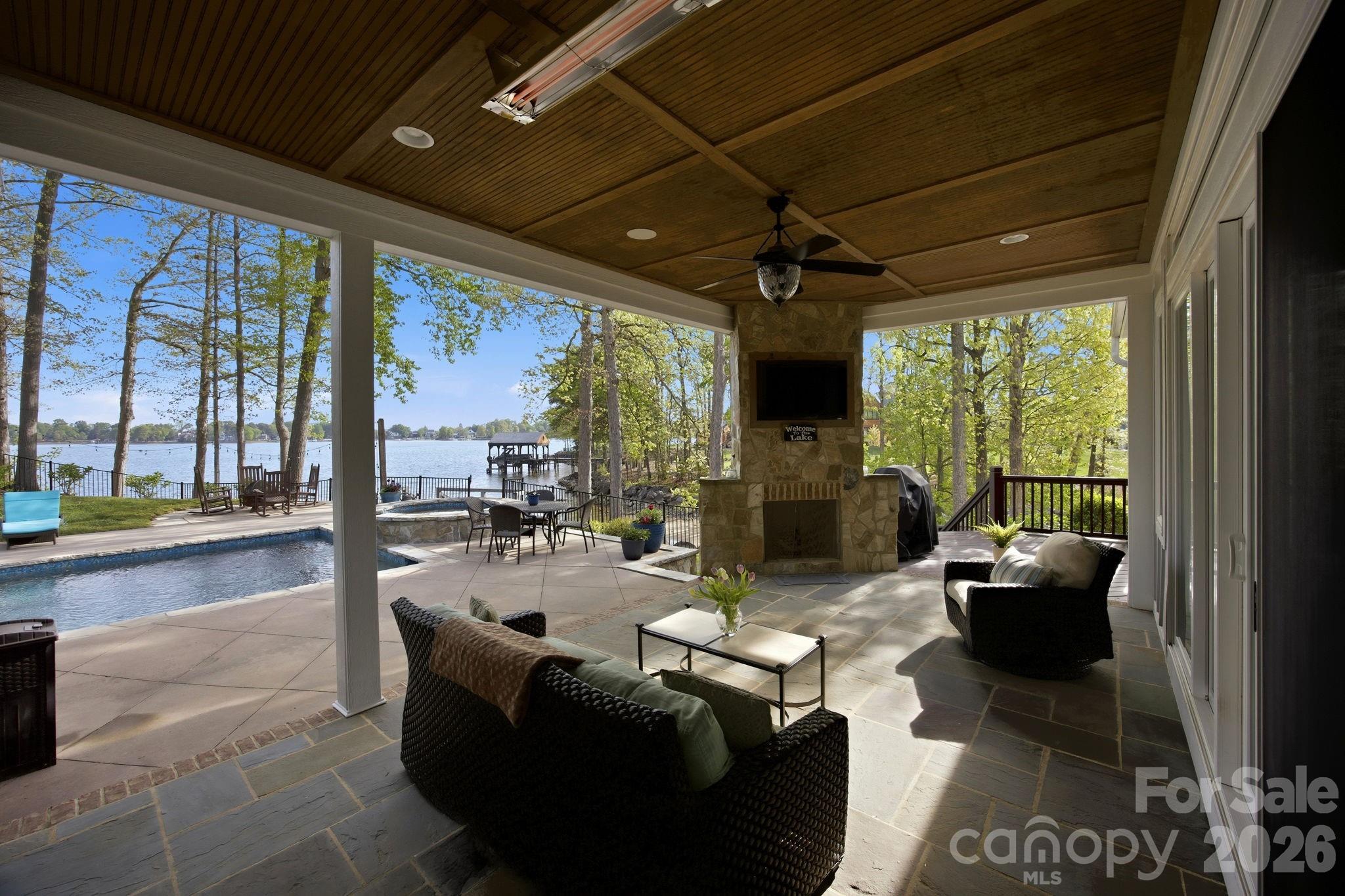 20727 Pointe Regatta Drive, Cornelius, photo 7 of 8