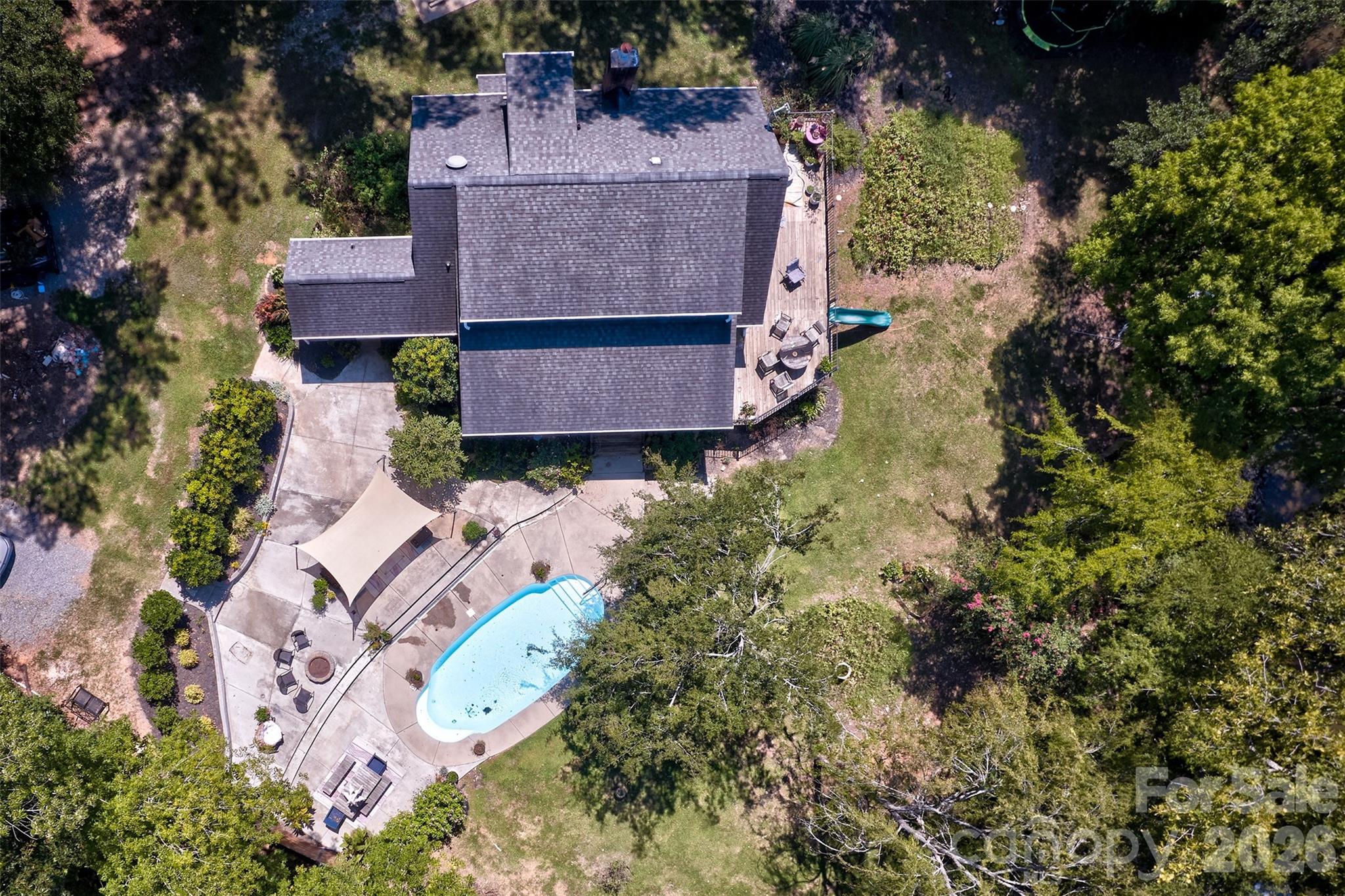 486 Willow Cove Road, Lake Wylie, photo 2 of 8