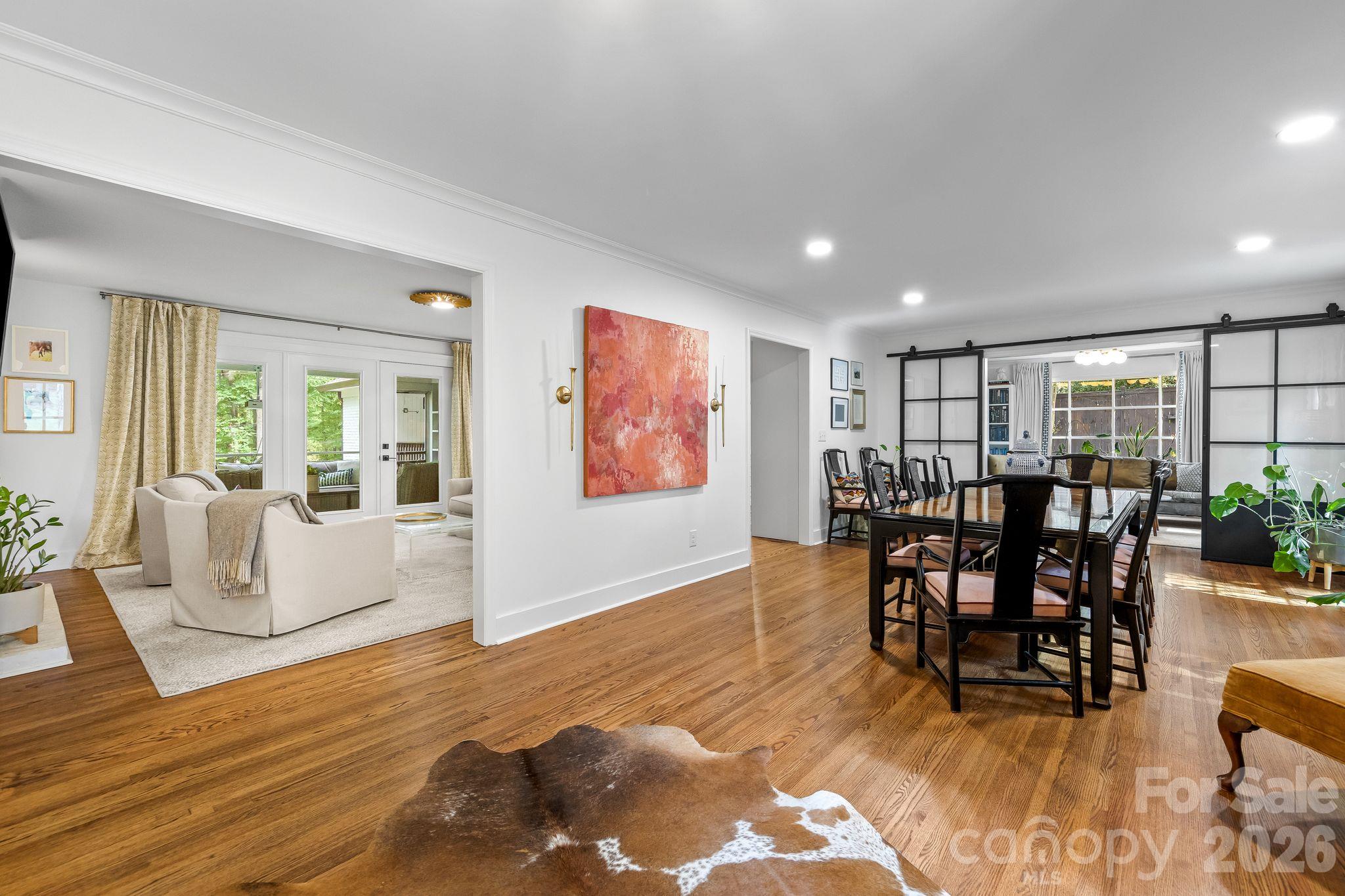 4015 Oldfield Road, Charlotte, photo 3 of 8