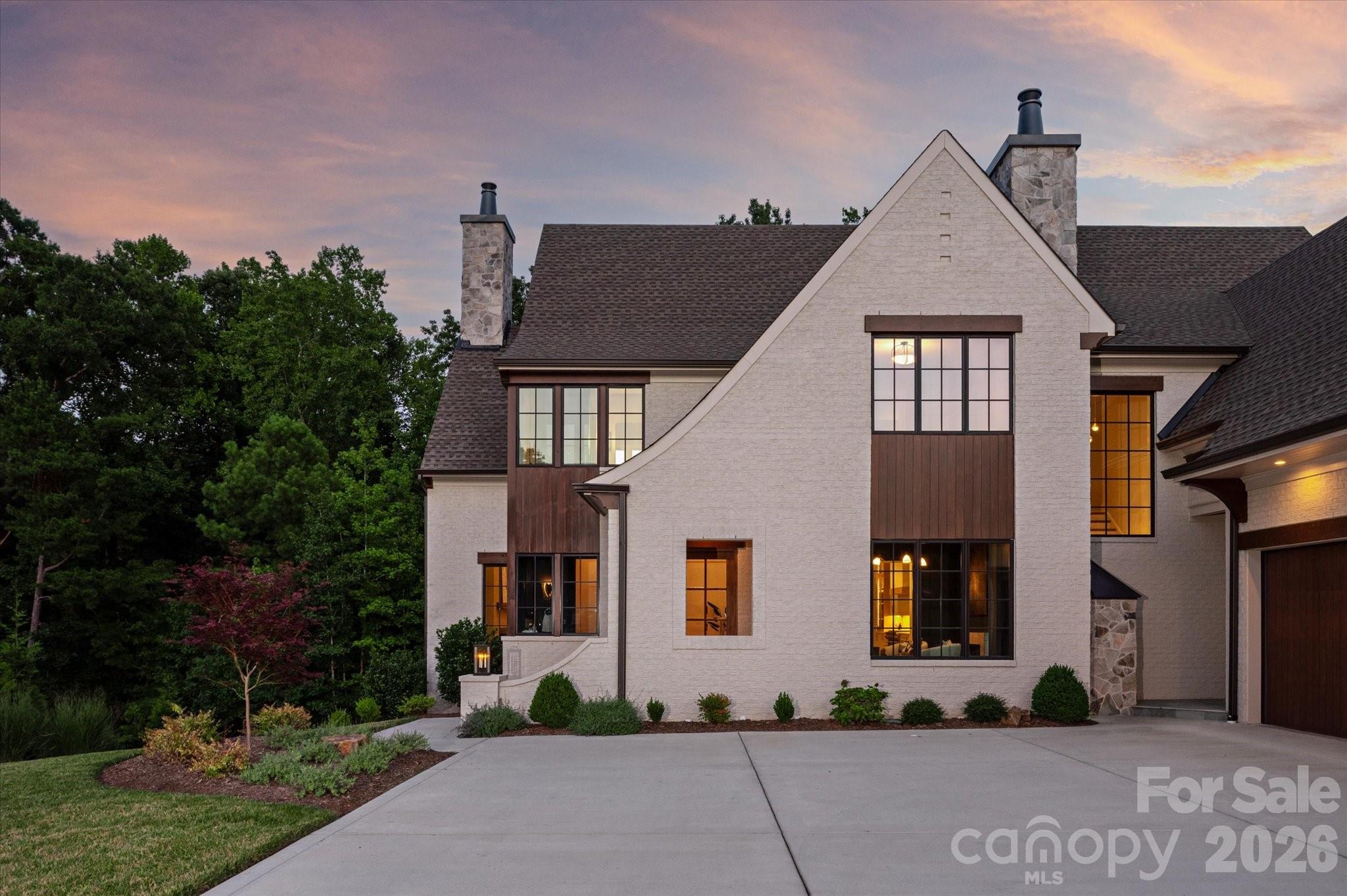 213 Crest Court, Weddington, photo 4 of 8