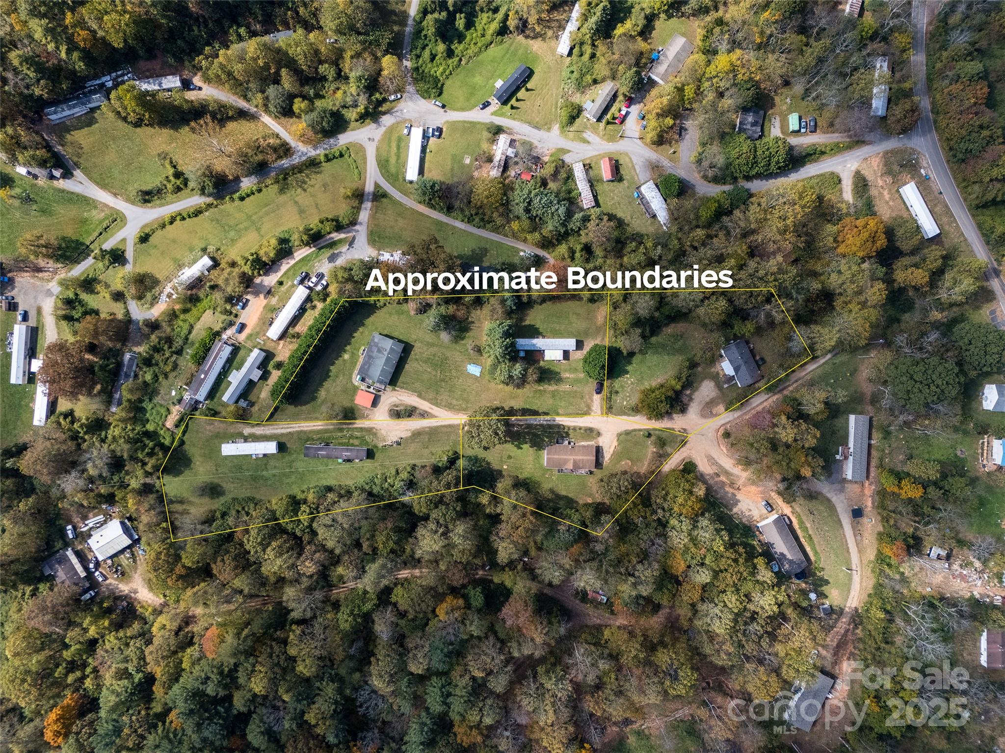 17 Hat Creek Drive, Asheville, photo 1 of 8