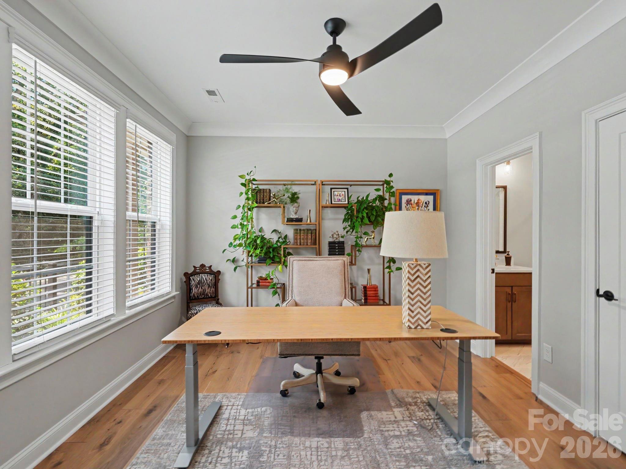 2523 Deacon Avenue, Charlotte, photo 4 of 8