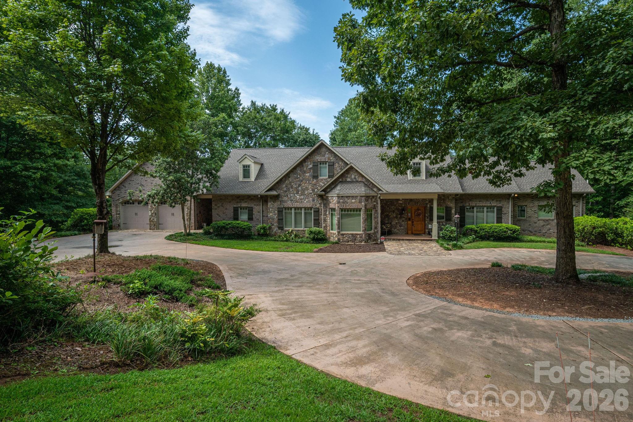237 Conifer Way, Shelby, photo 1 of 8