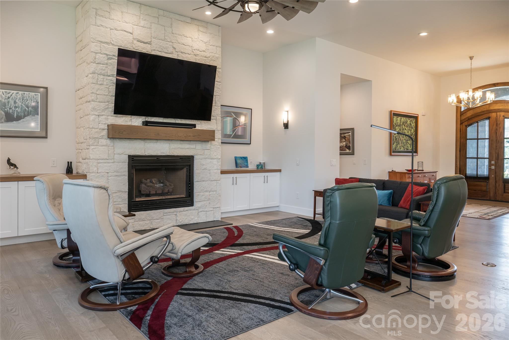 769 Daniel Circle Drive, Mills River, photo 7 of 8