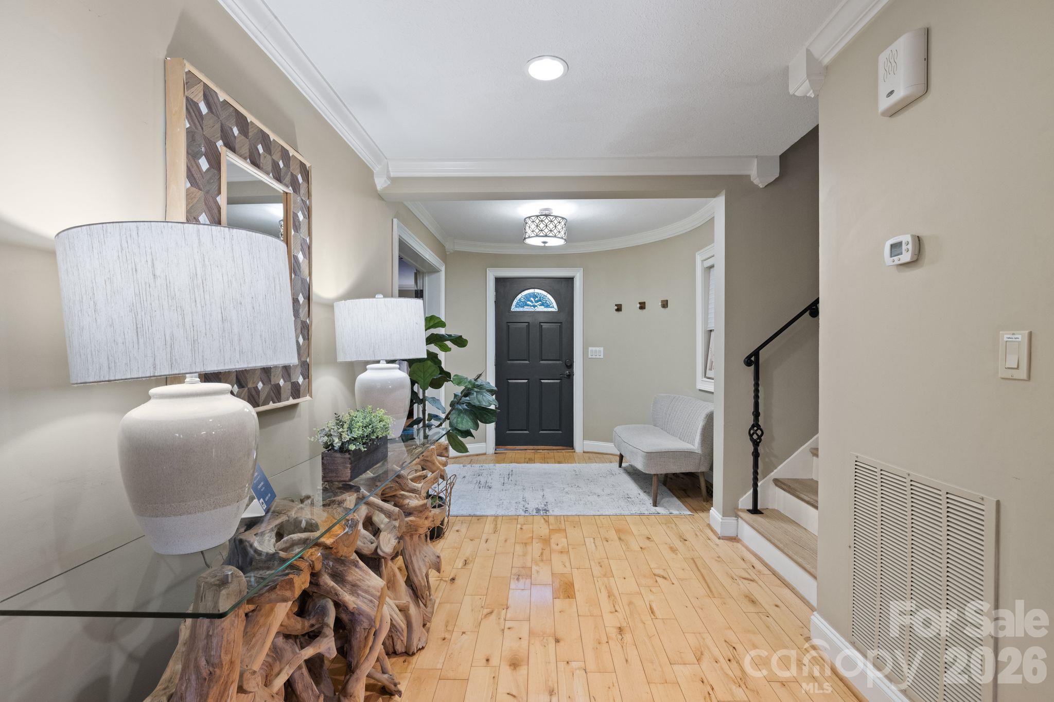422 Crooked Creek Road, Hendersonville, photo 6 of 8